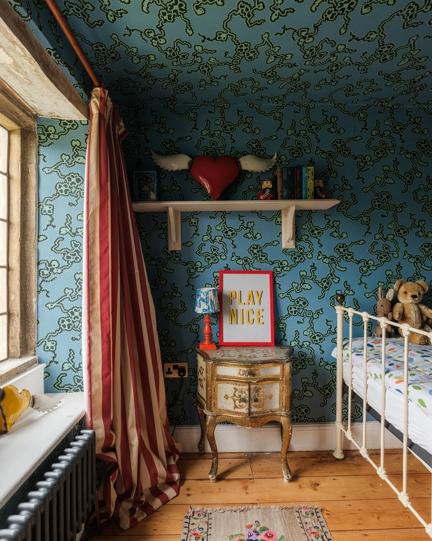 So excited to share these new bedrooms in our Manor House project. In collaboration with @farrowandball I was invited to @chateaudepurnon, the inspiration behind @farrowandball&rsquo;s newest wallpaper collection, #ThePurnonPapers. It&rsquo;s so amaz