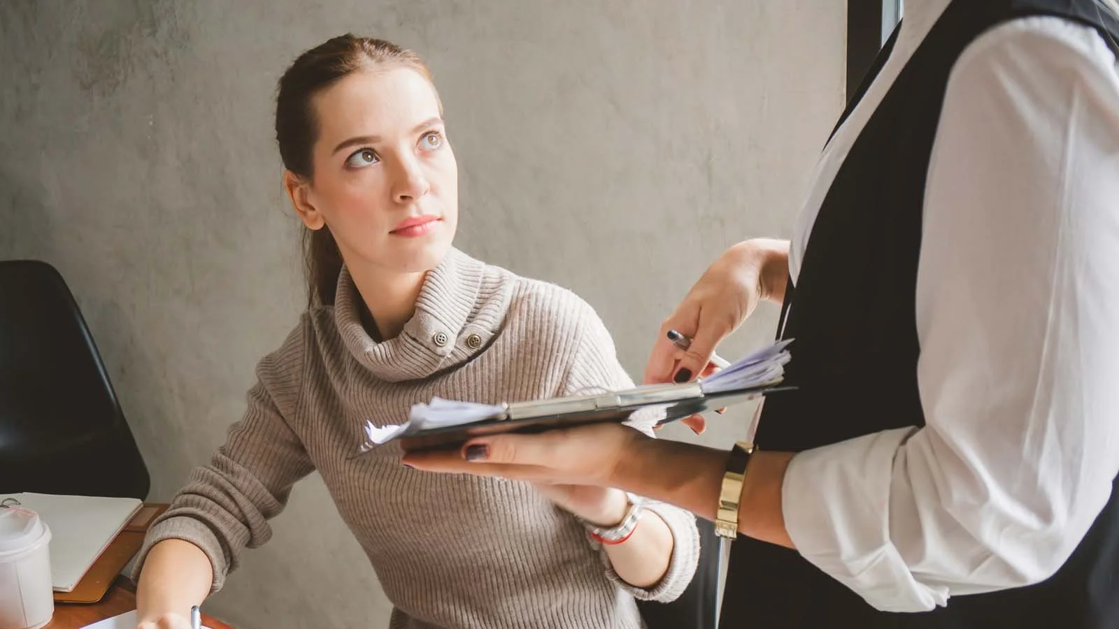 Are Good Managers Less Sensitive?