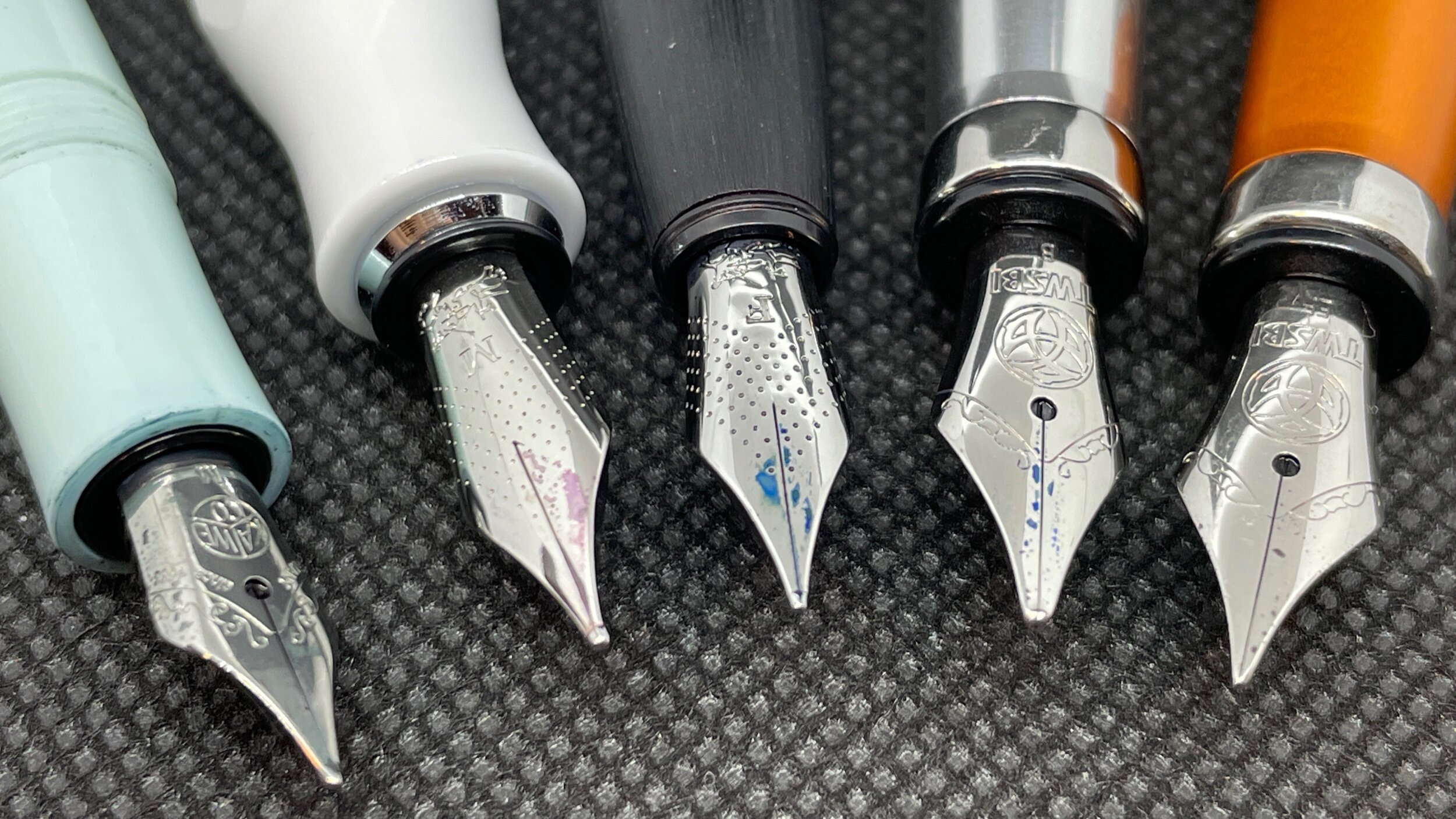 Back to basics with round nibs