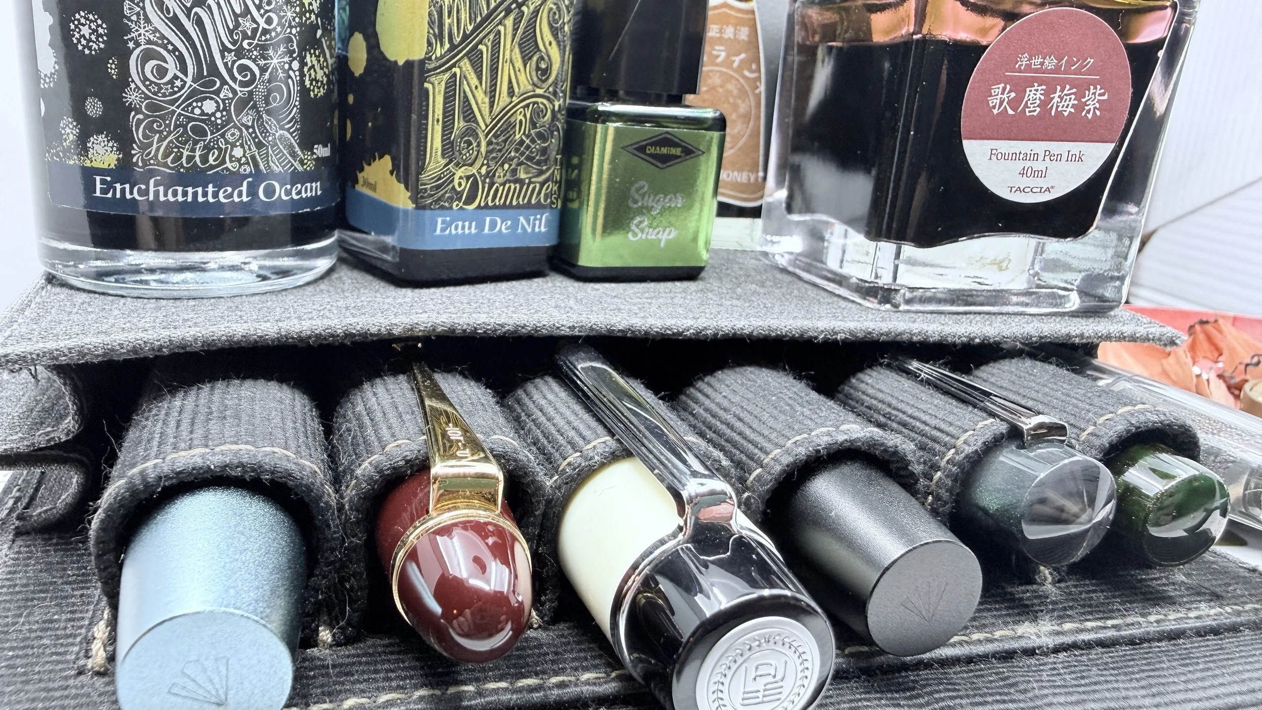A thrice of shimmer without the shine