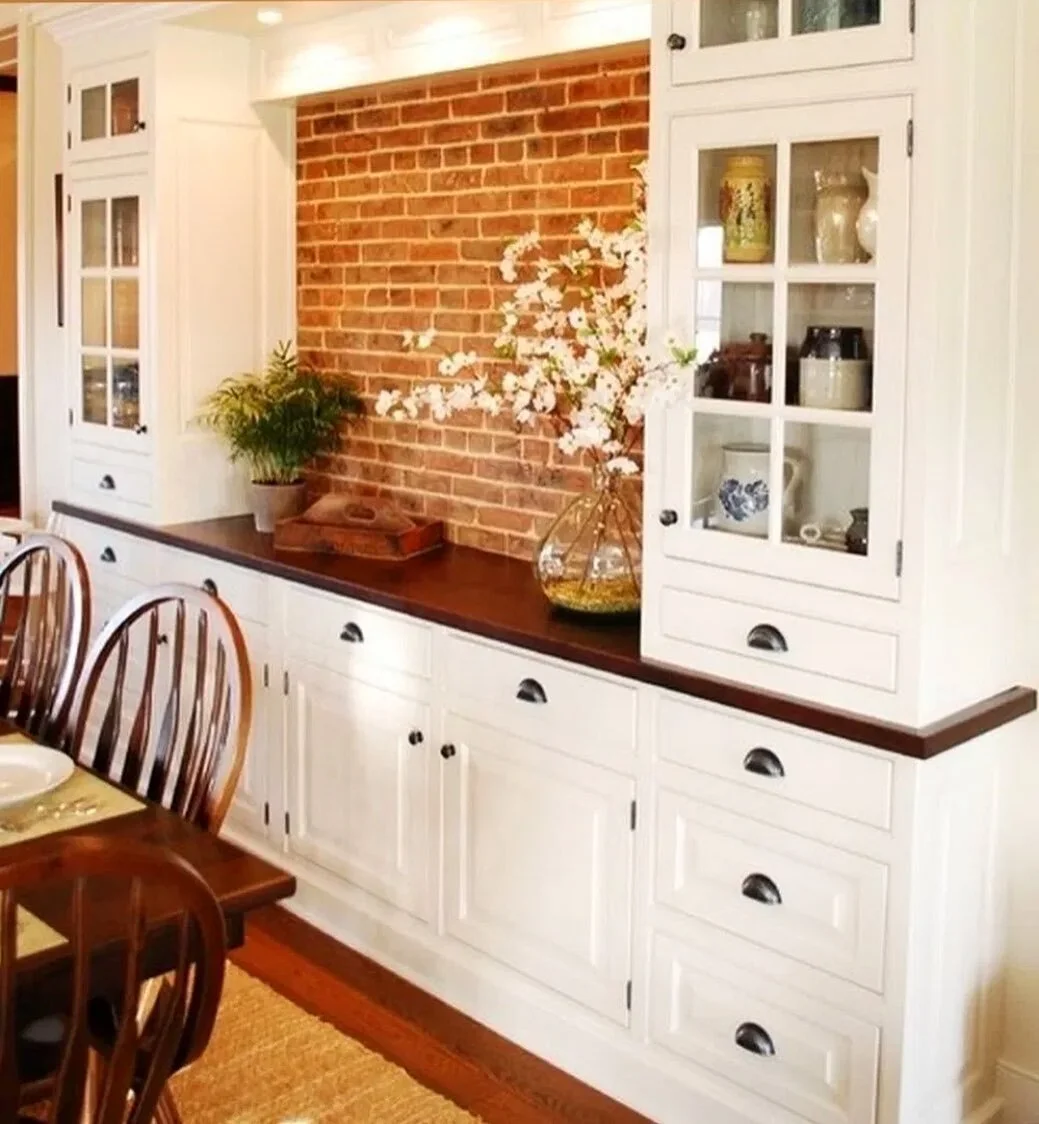 Design inspo of the day: built ins! Built in cabinetry and shelves increases the value of a home - unless you do it yourself. Built ins that are poor quality due to substandard material or installation never increase home value, as they will be the f