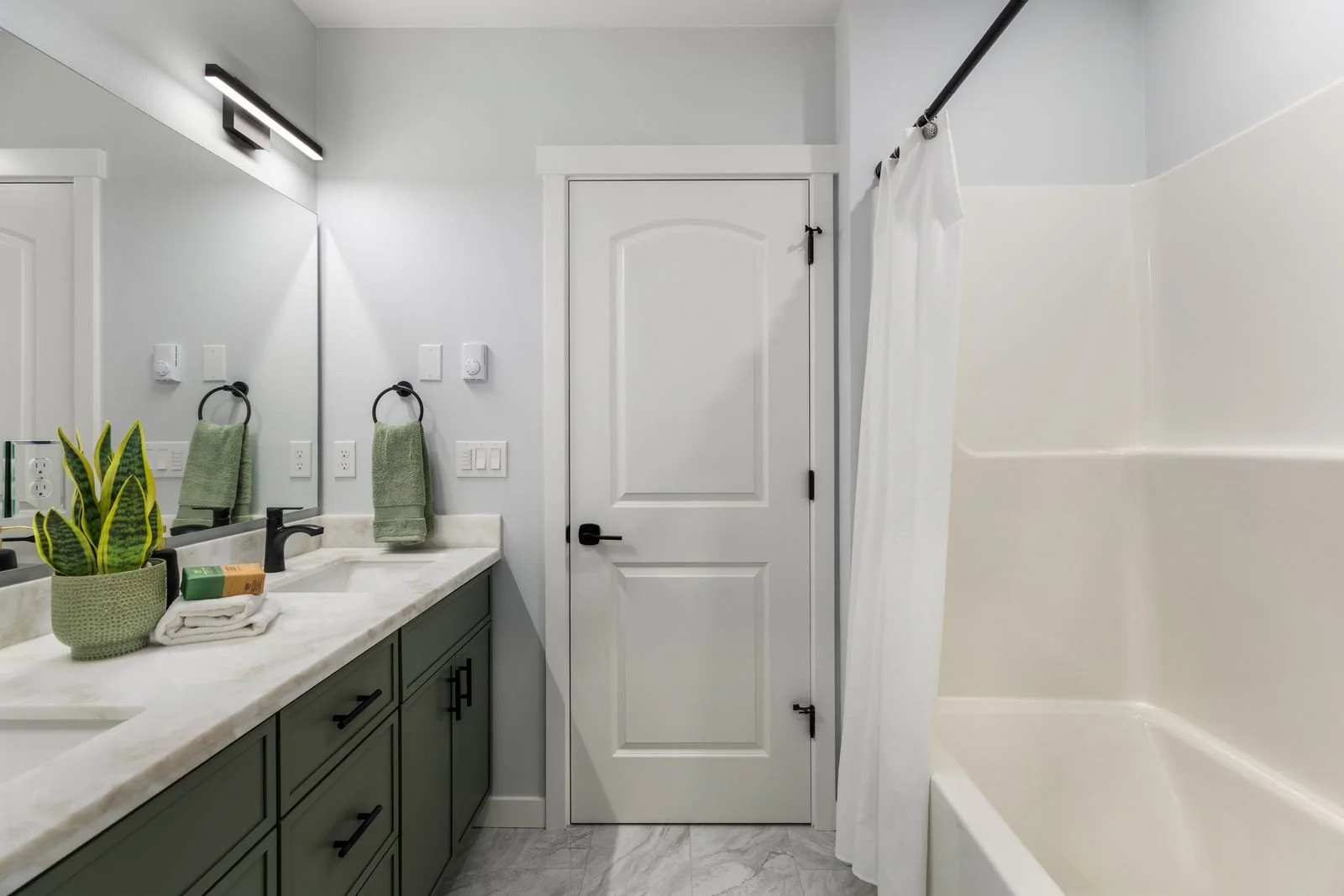 20_ACRE Photo-19.jpg