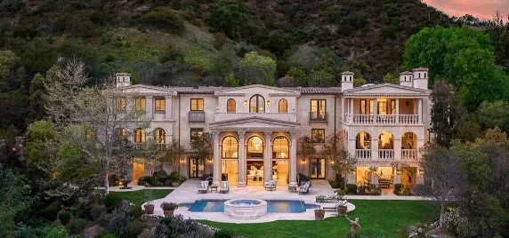 October Luxury Trends