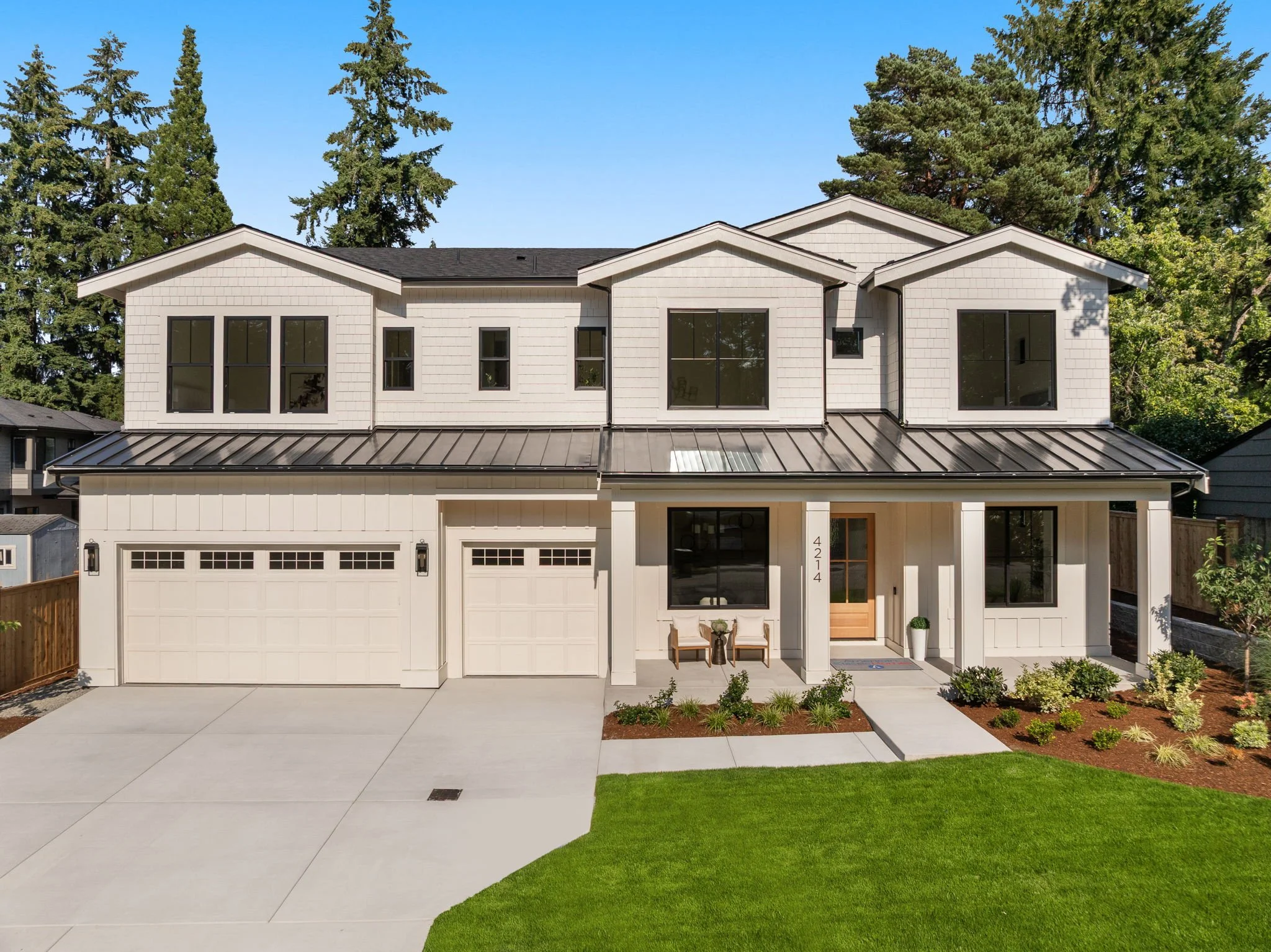 1-web-or-mls-4214-145th-ave-se.jpg