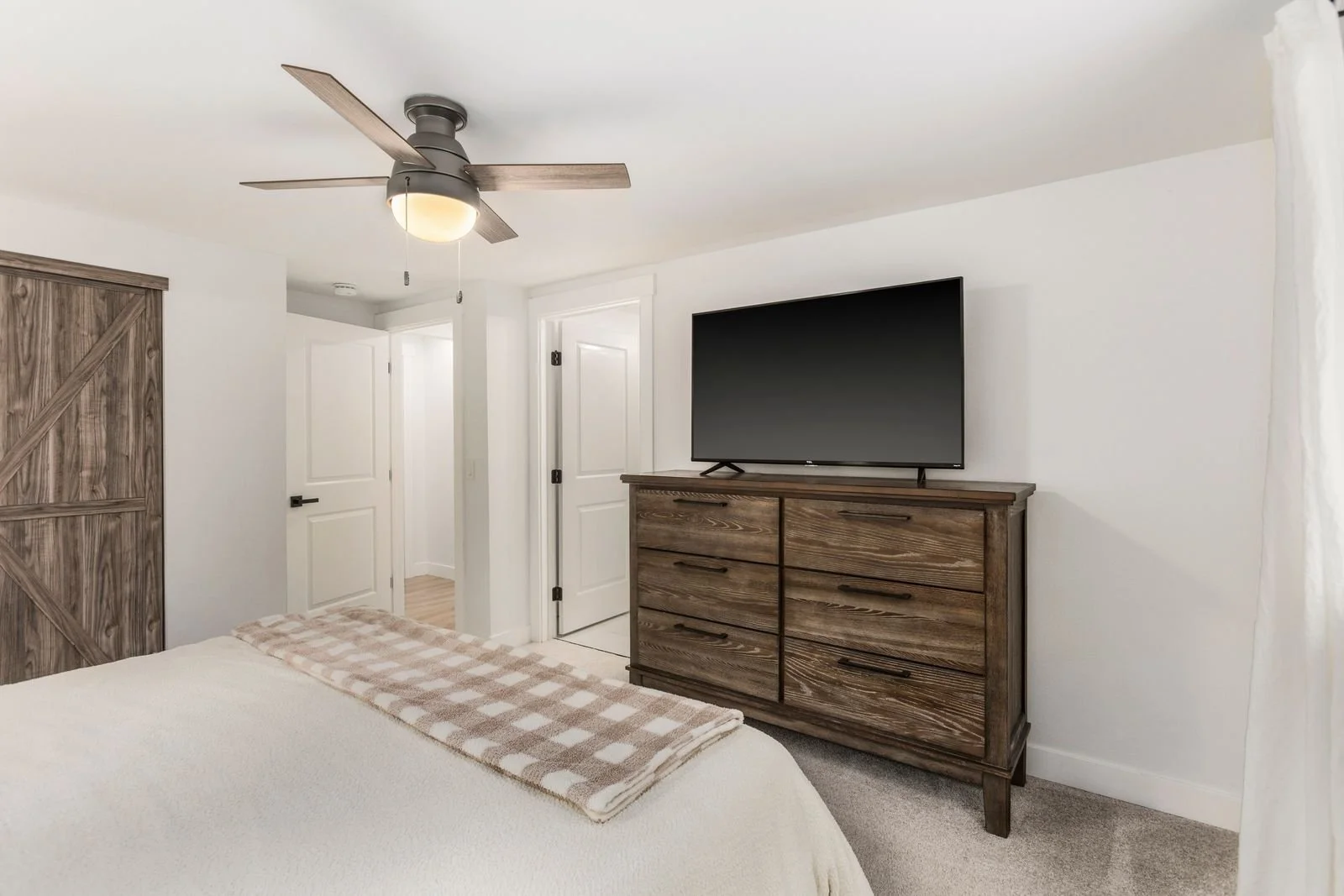 18_ACRE Photo-17.jpg