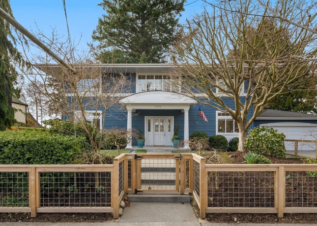 Represented the Buyer | Seattle | $2,000,000 