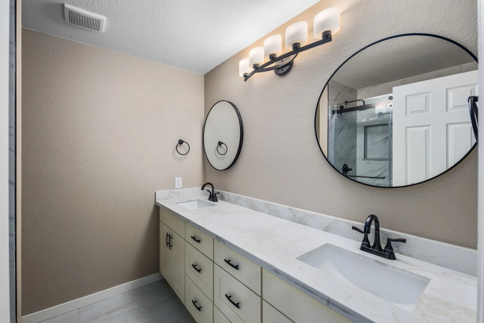 31_ACRE Photo-30.jpg