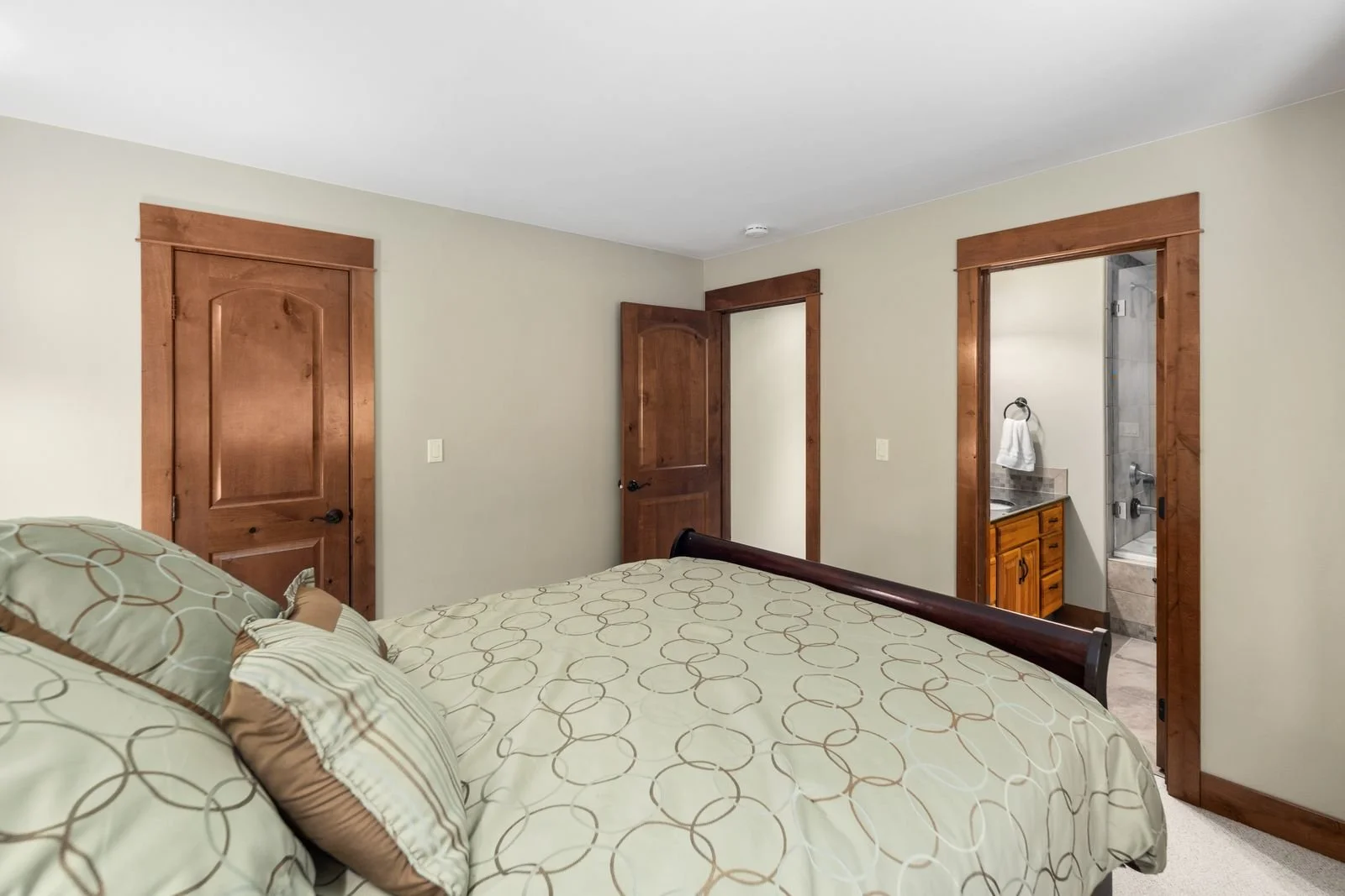 32_Acre Photo-29.jpg