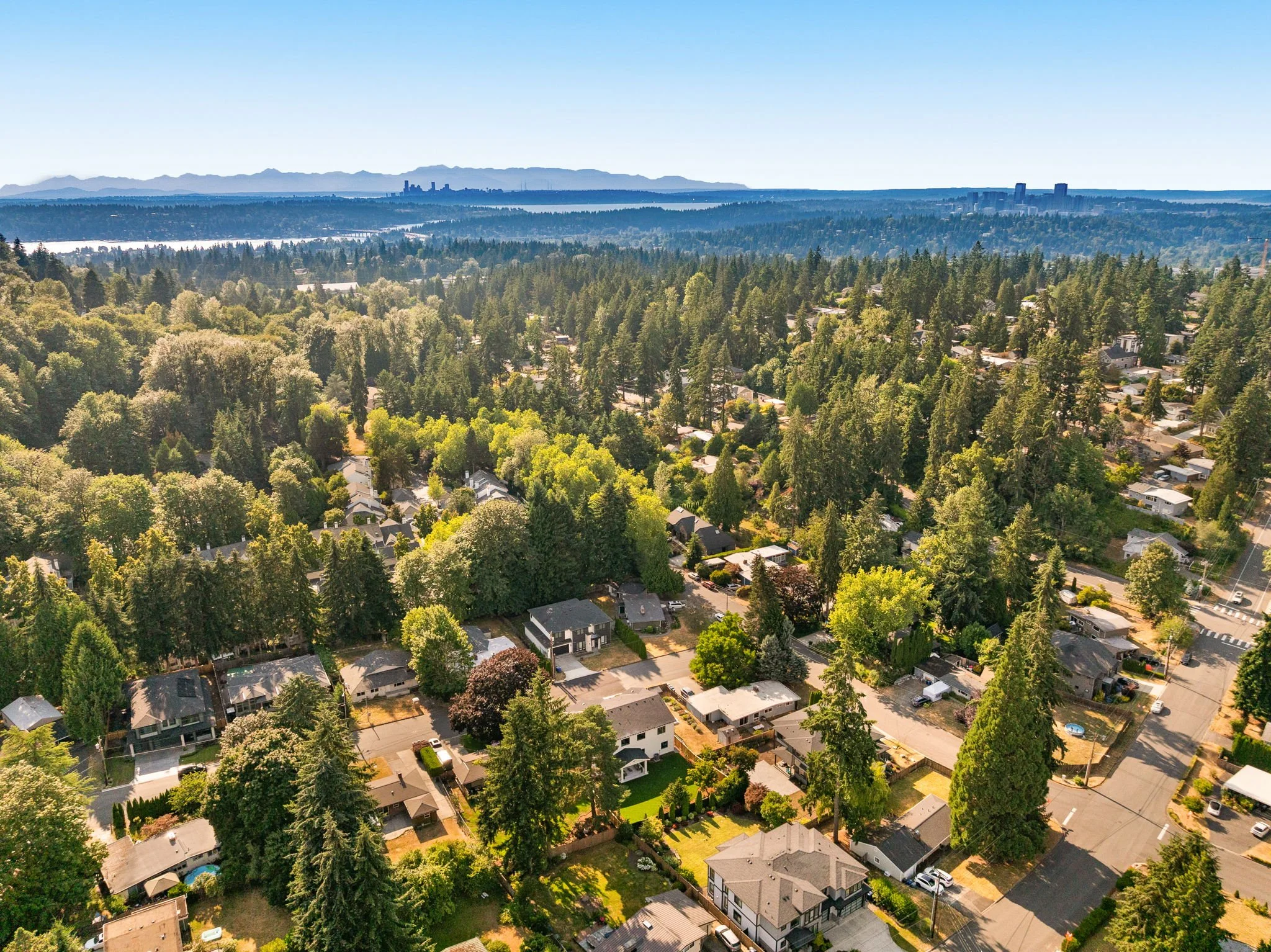 44-web-or-mls-4214-145th-ave-se.jpg