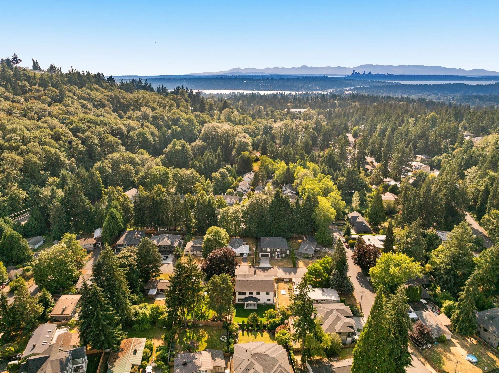 42-web-or-mls-4214-145th-ave-se.jpg
