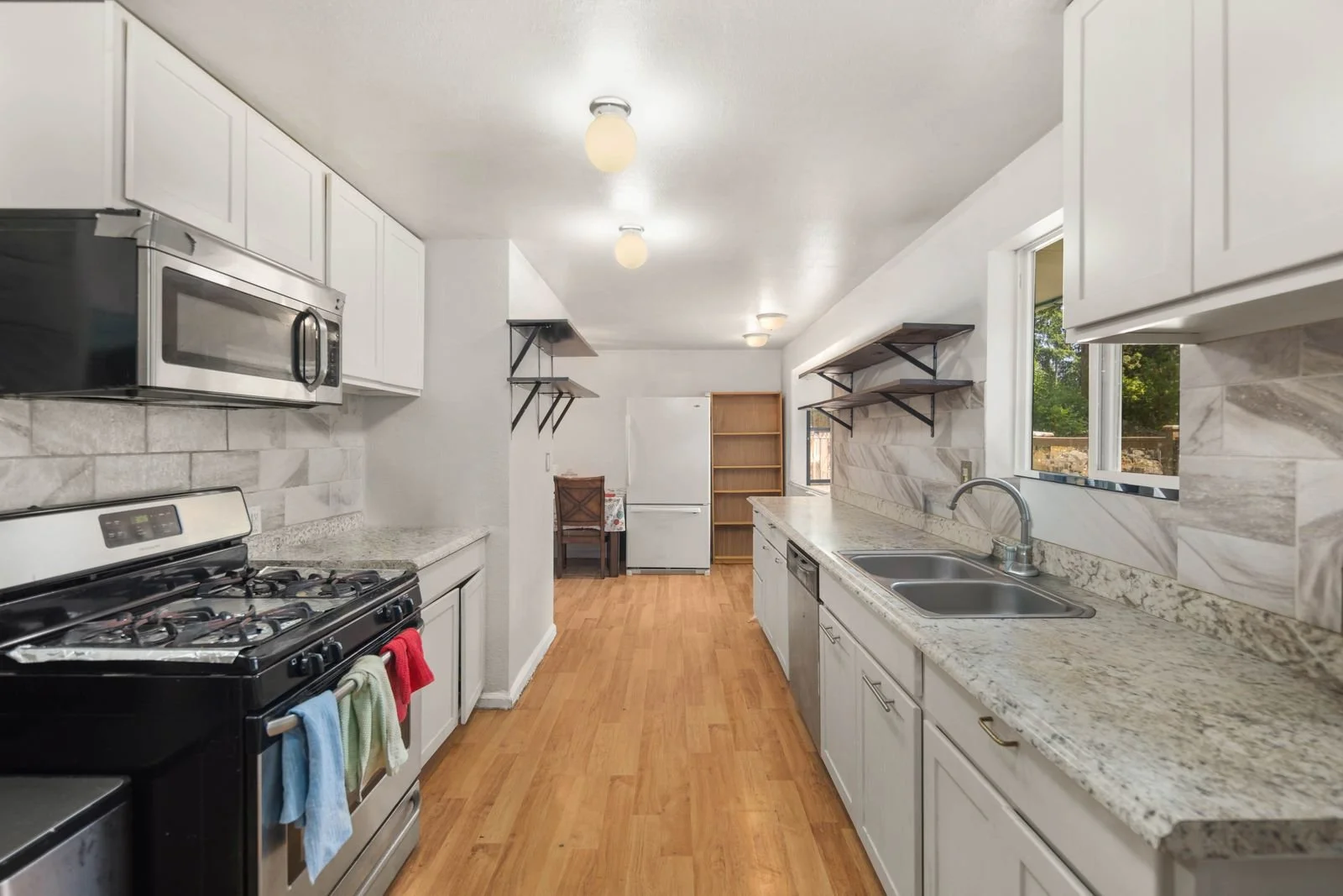 17_ACRE Photo-17.jpg