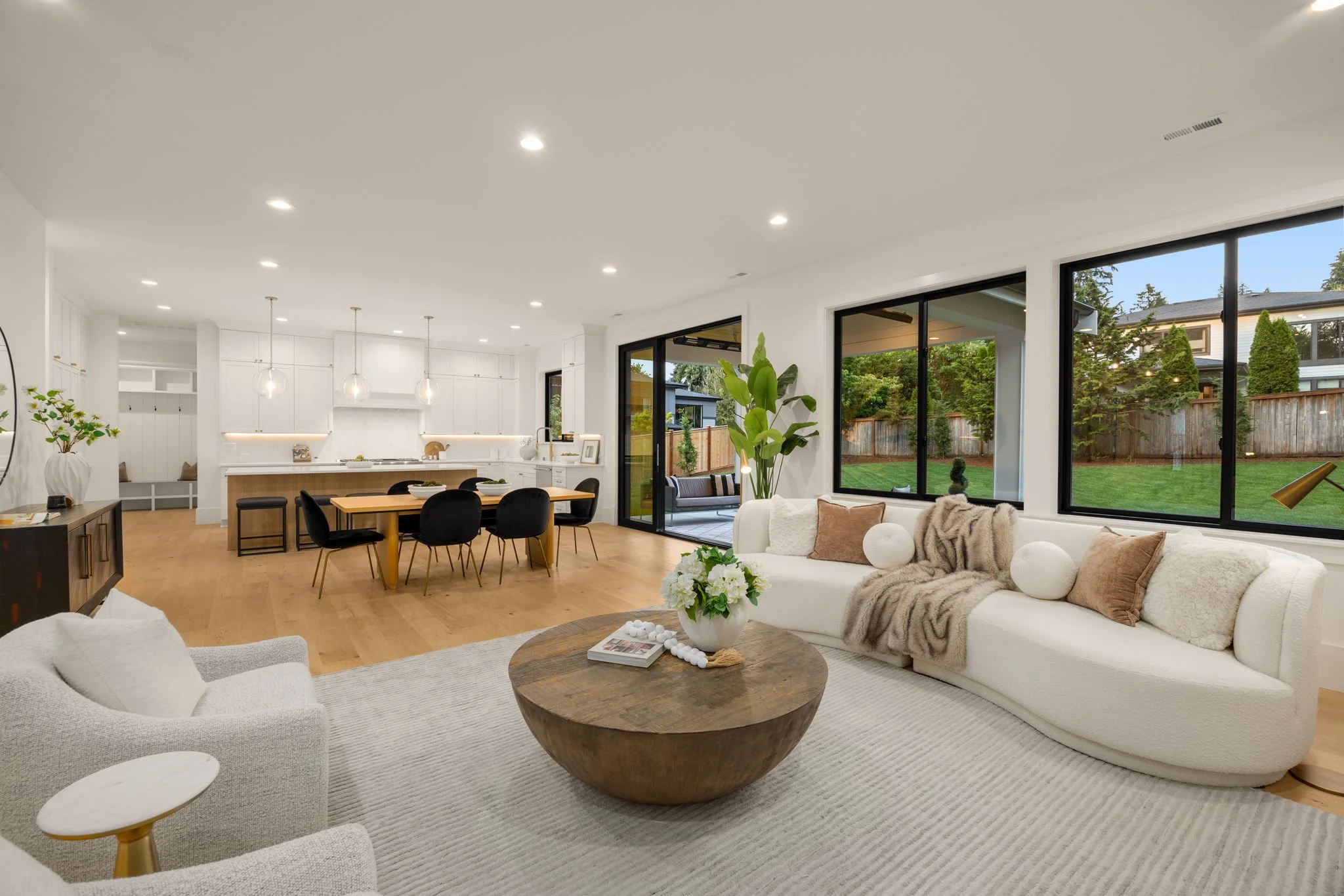 7-web-or-mls-4214-145th-ave-se.jpg