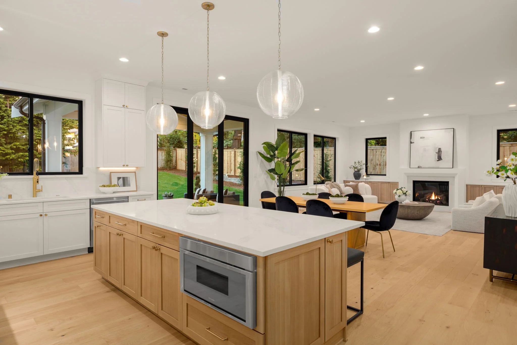11-web-or-mls-4214-145th-ave-se.jpg