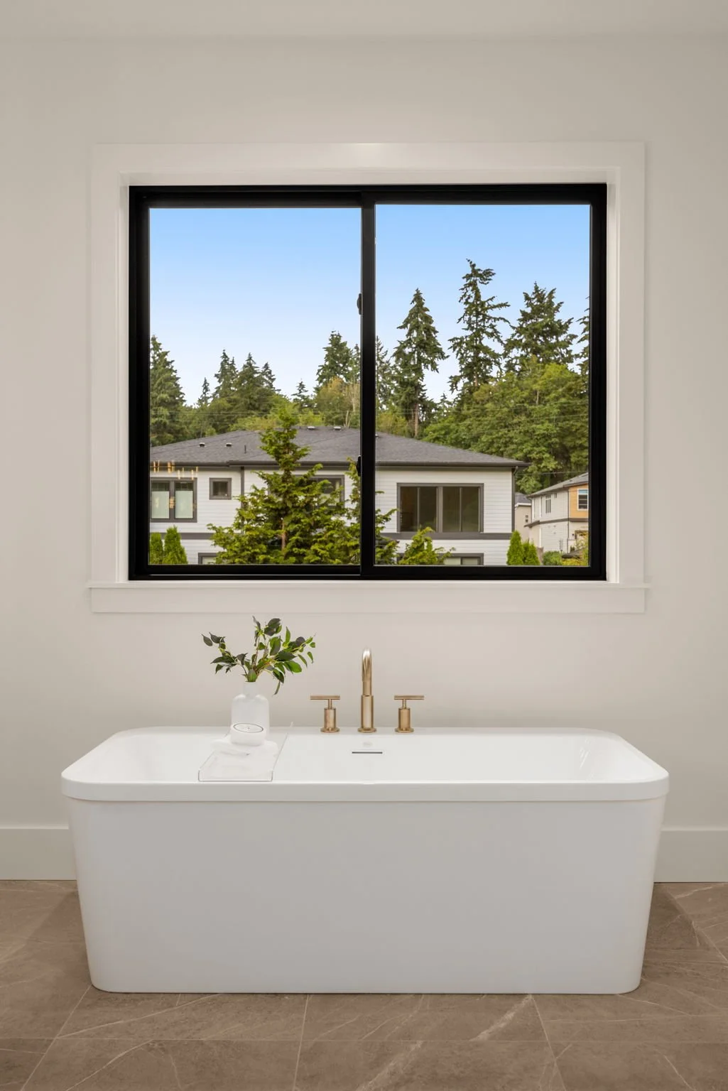 24-web-or-mls-4214-145th-ave-se.jpg