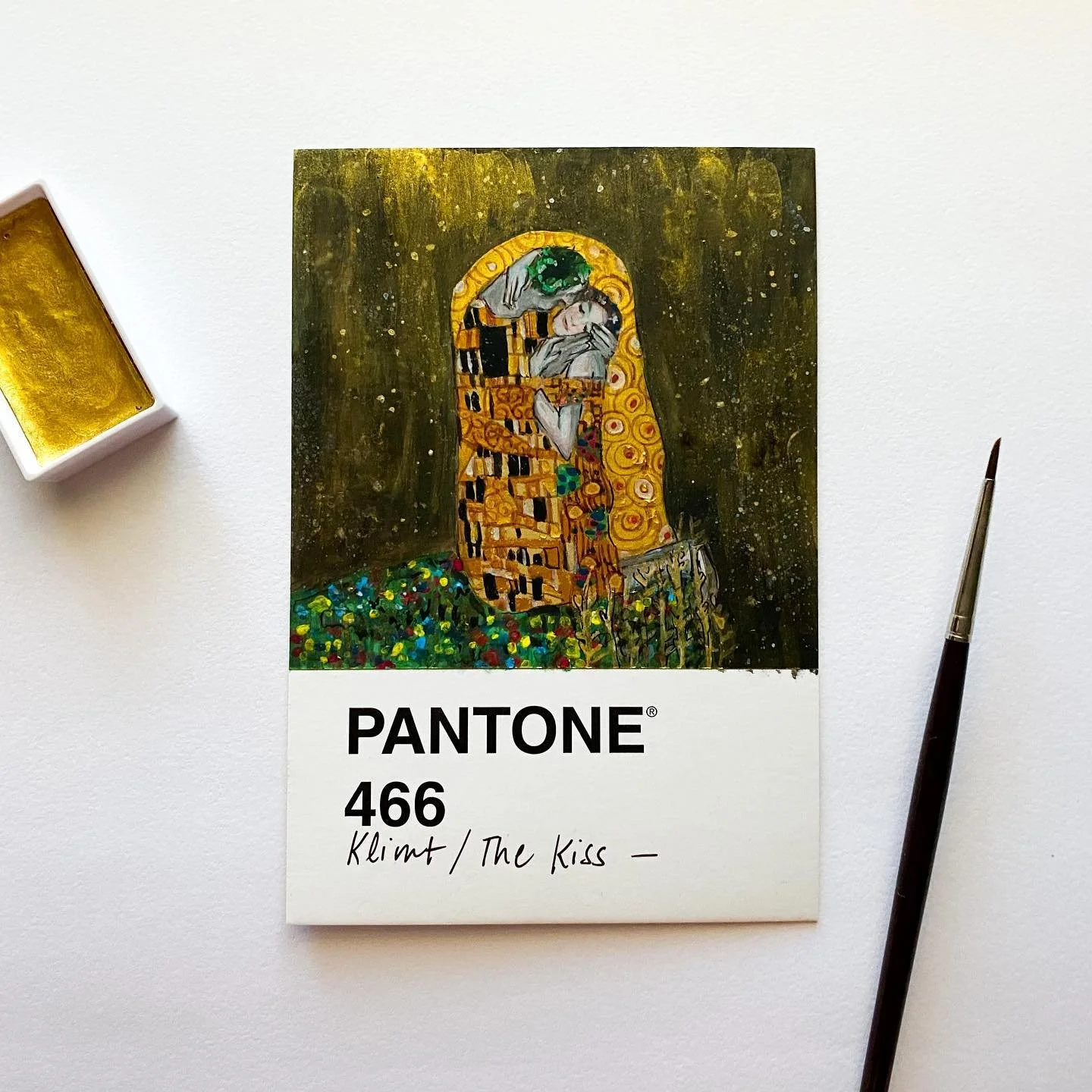 Day 6/30
It&rsquo;s a slow slow chug through this challenge, but here&rsquo;s a recreation of one of my favorite artists&mdash;Gustav Klimt&rsquo;s &ldquo;The Kiss&rdquo;. I&rsquo;ve adored him since middle school, when his pops of gold just stole my