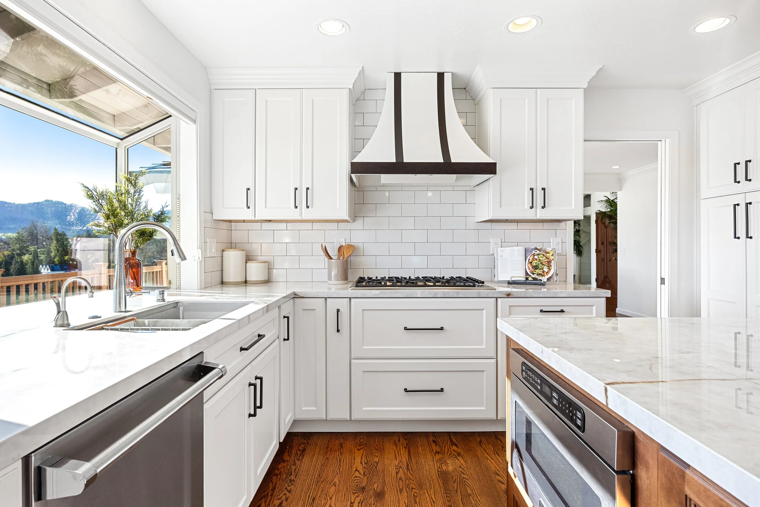 670LoganLane-8.jpg