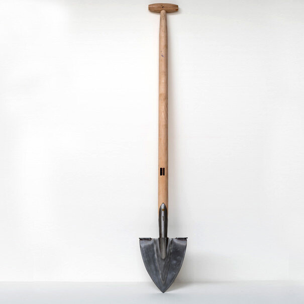 Sneeboer-pointed spade L 1.jpg