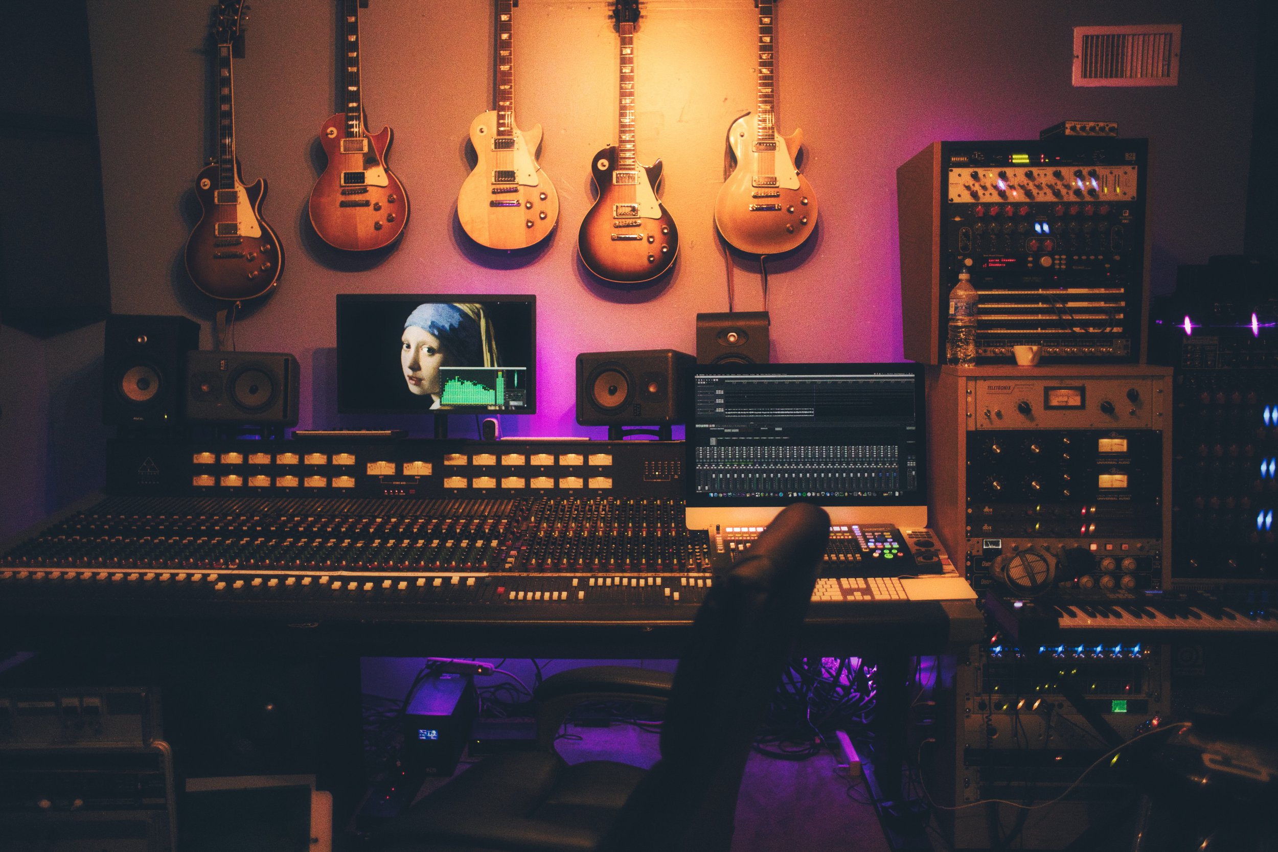 500 Words a Week - What can S&amp;C learn from the music industry?