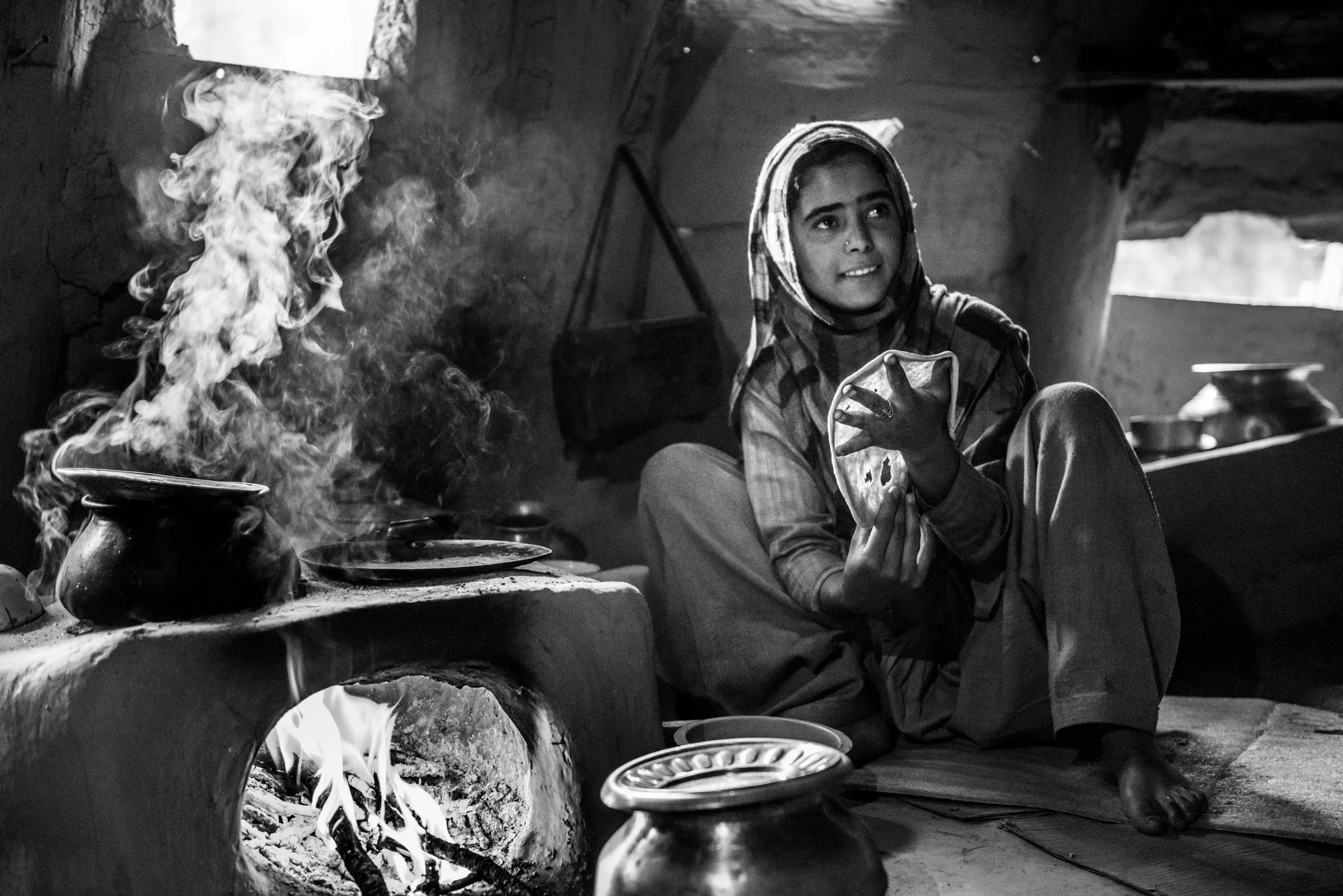 ART_02_HarmonyInTheHearth_Bakarwalsof Kashmir