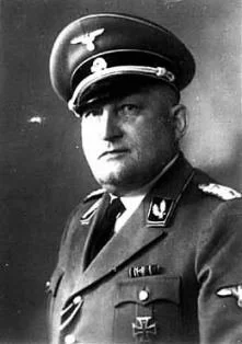Gruppenfuhrer Richard Glucks