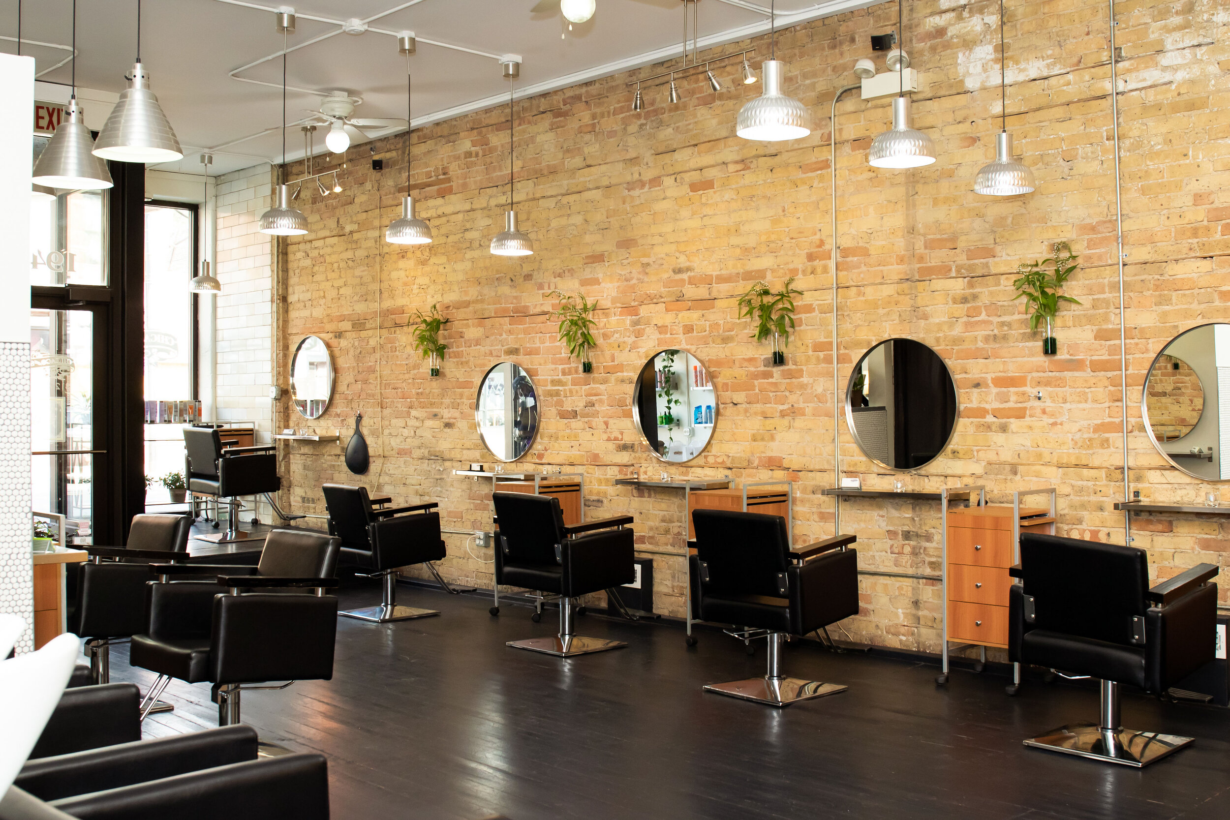 Blonding Colorists at The Blonde Salon - wide 7