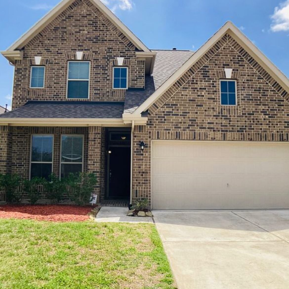 Have you heard of OfferPad?
Do you want to buy a home but don&rsquo;t know where to start? Are you an agent and wondering if they will pay your commission? 

Tune into the
&quot;The Real on Real Estate&quot; every Wednesday from 12pm- 1 pm!
 
You can
