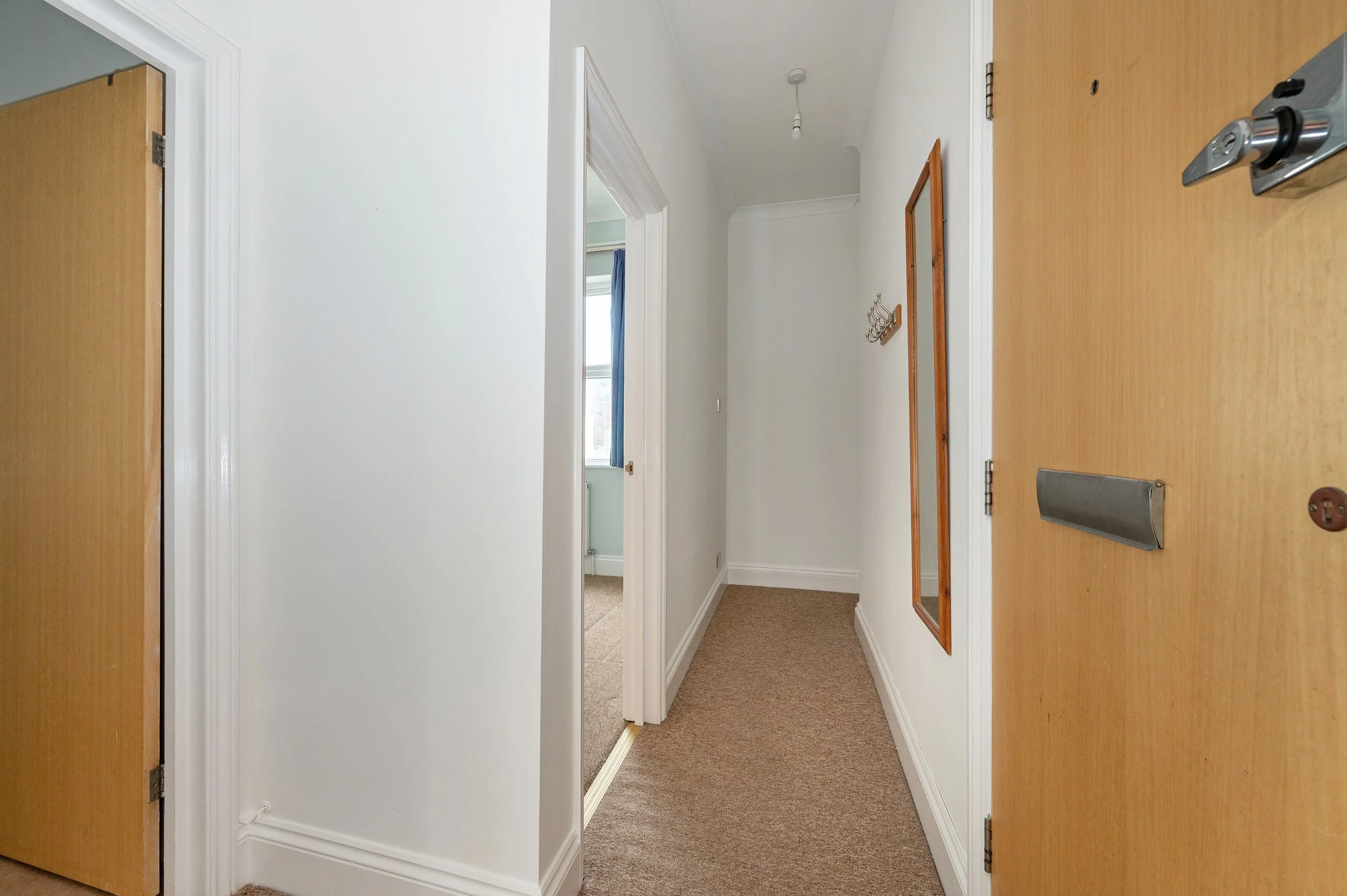 Hallway.jpg
