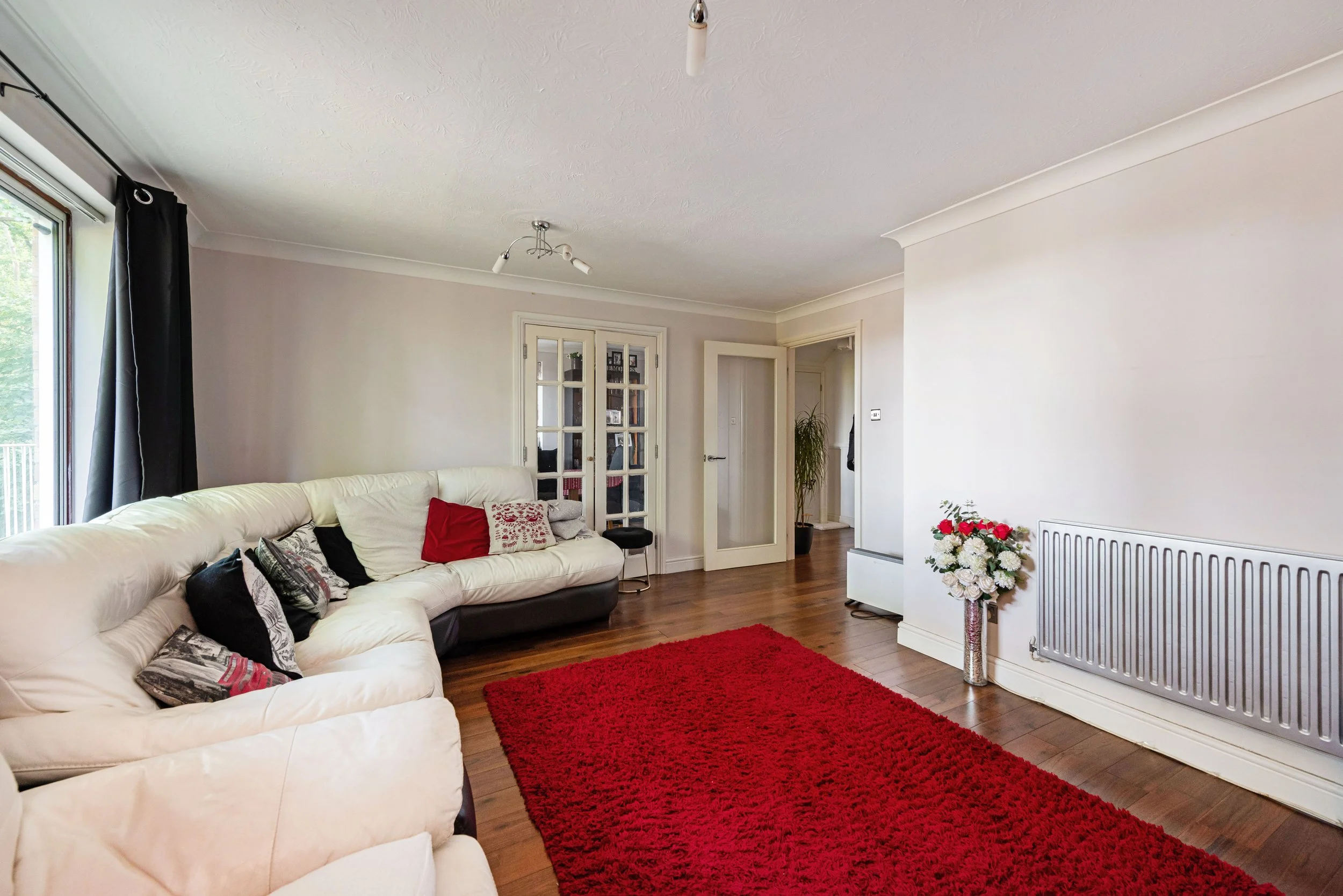 Living Room.jpg