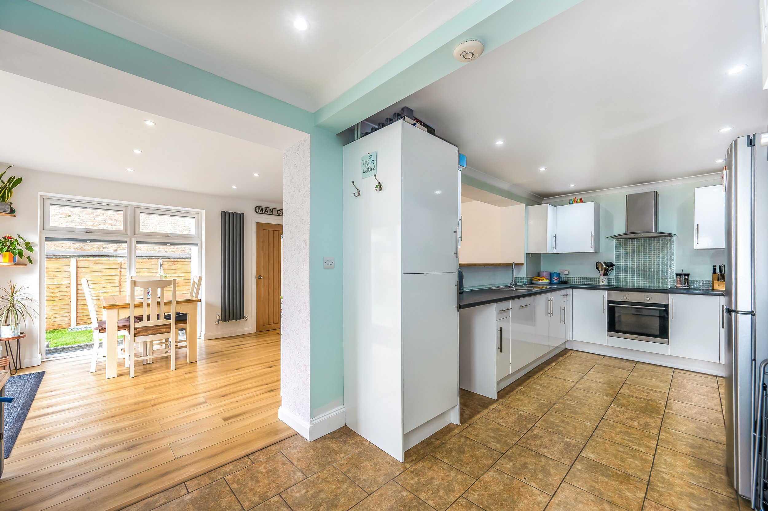 Kitchen to Diner.jpg