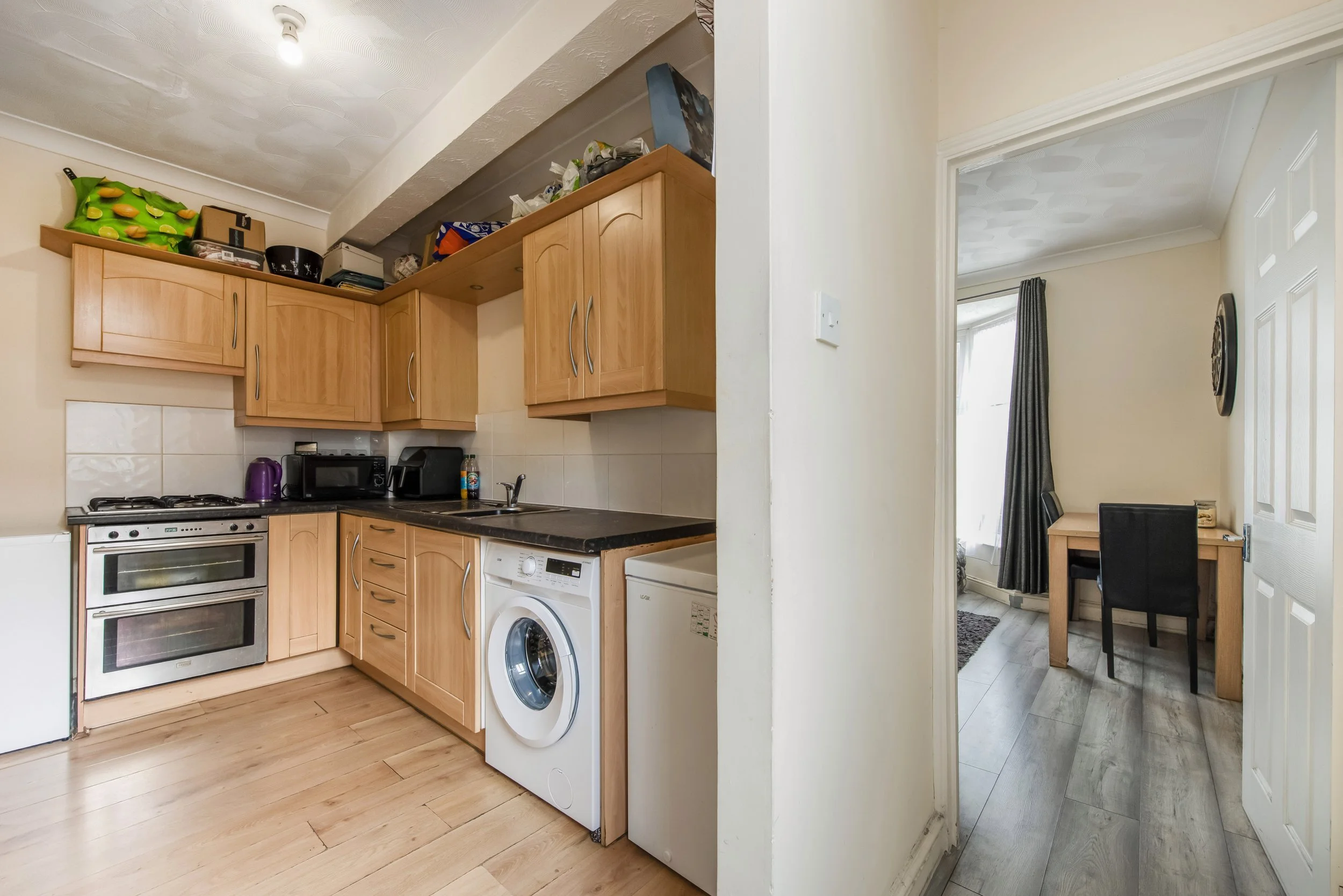 Kitchen to Lounge.jpg