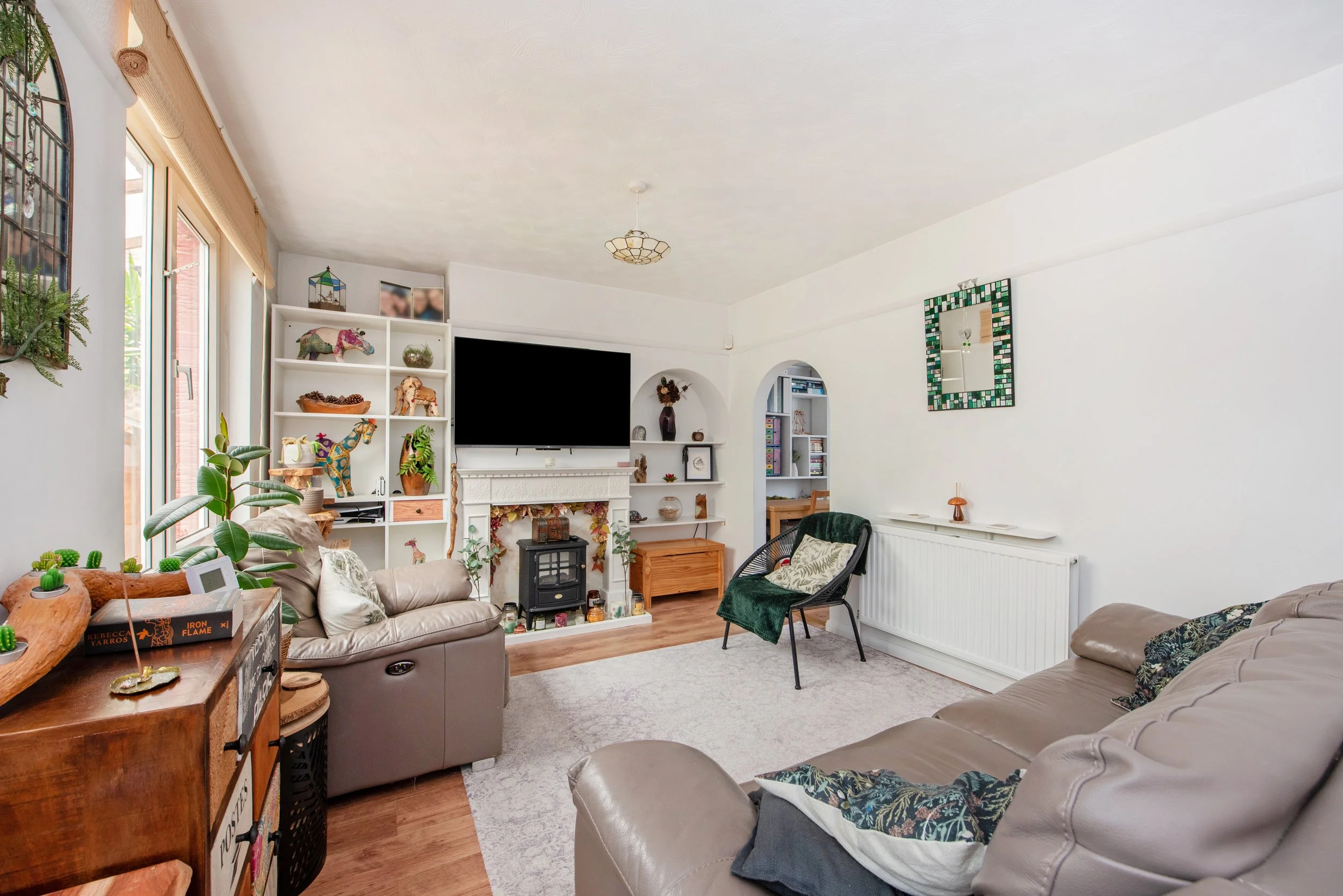 Living Room reverse.jpg
