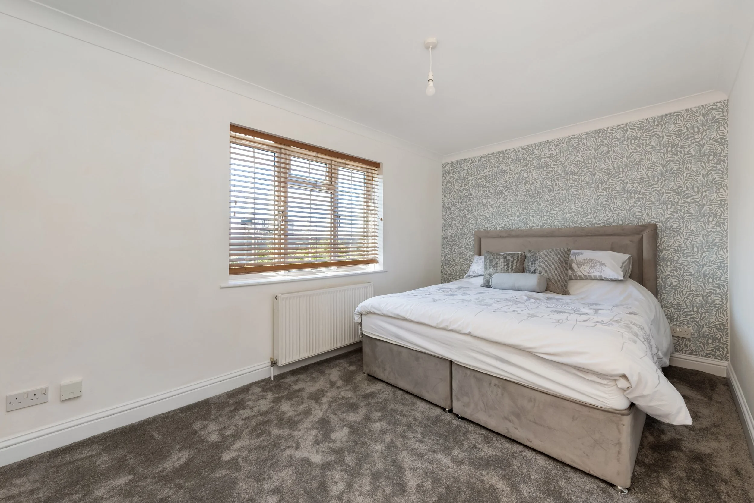 Bedroom 1.jpg