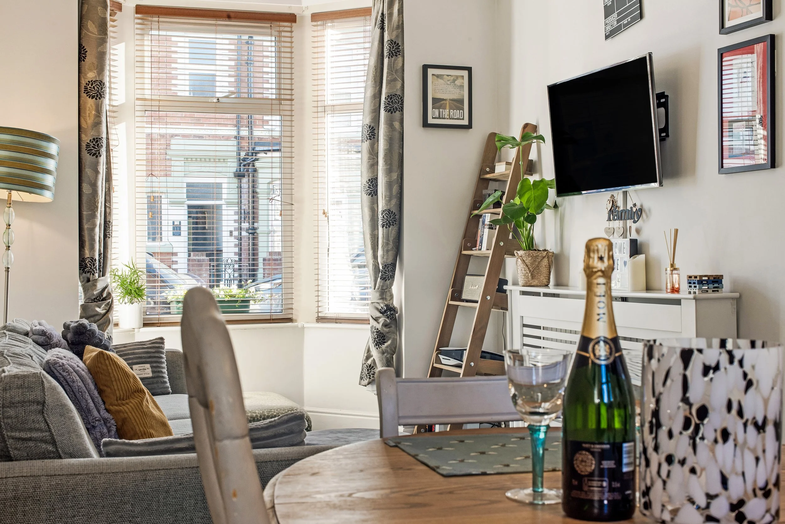 Living room features.jpg