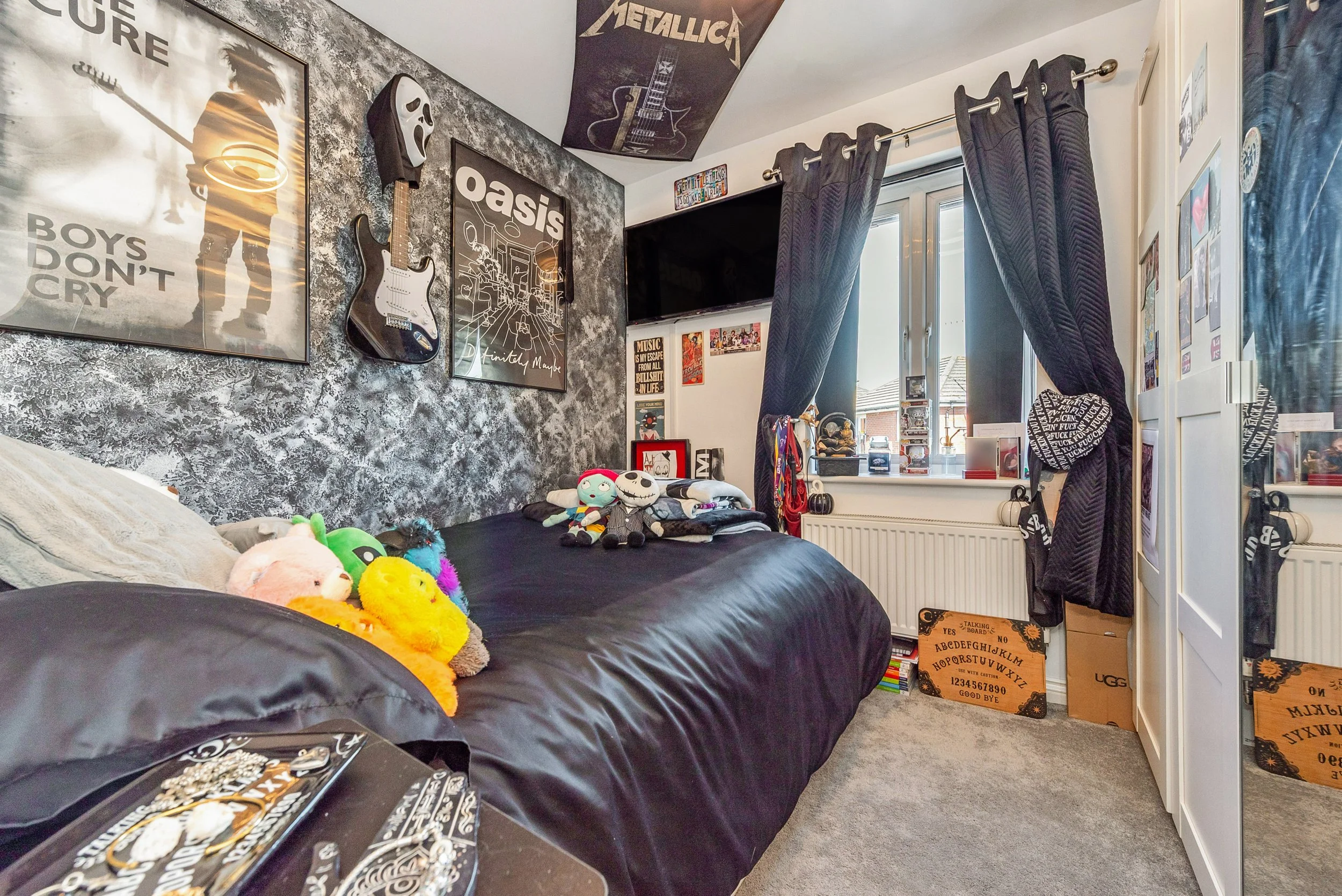Bedroom 2.jpg