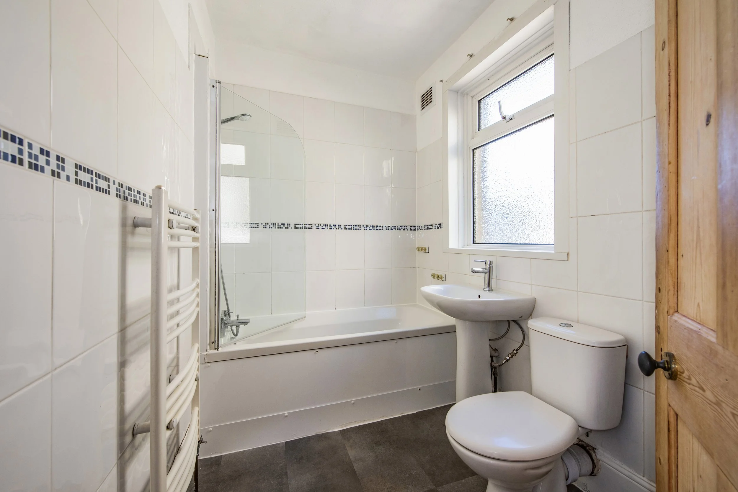 Upstairs Bathroom.jpg