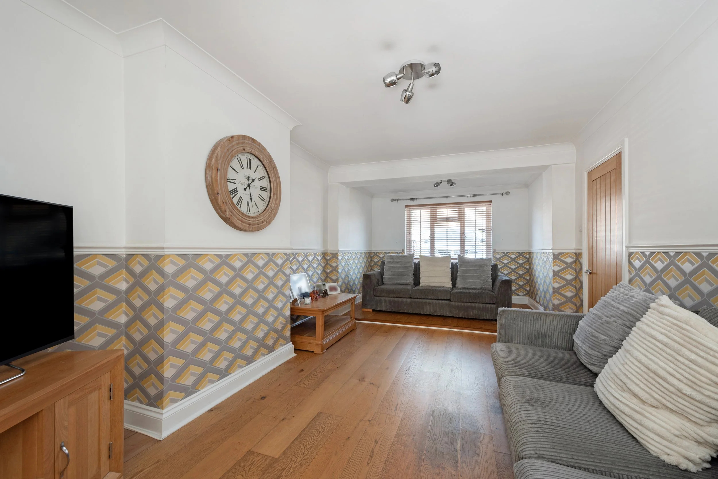 Living Room Reverse.jpg