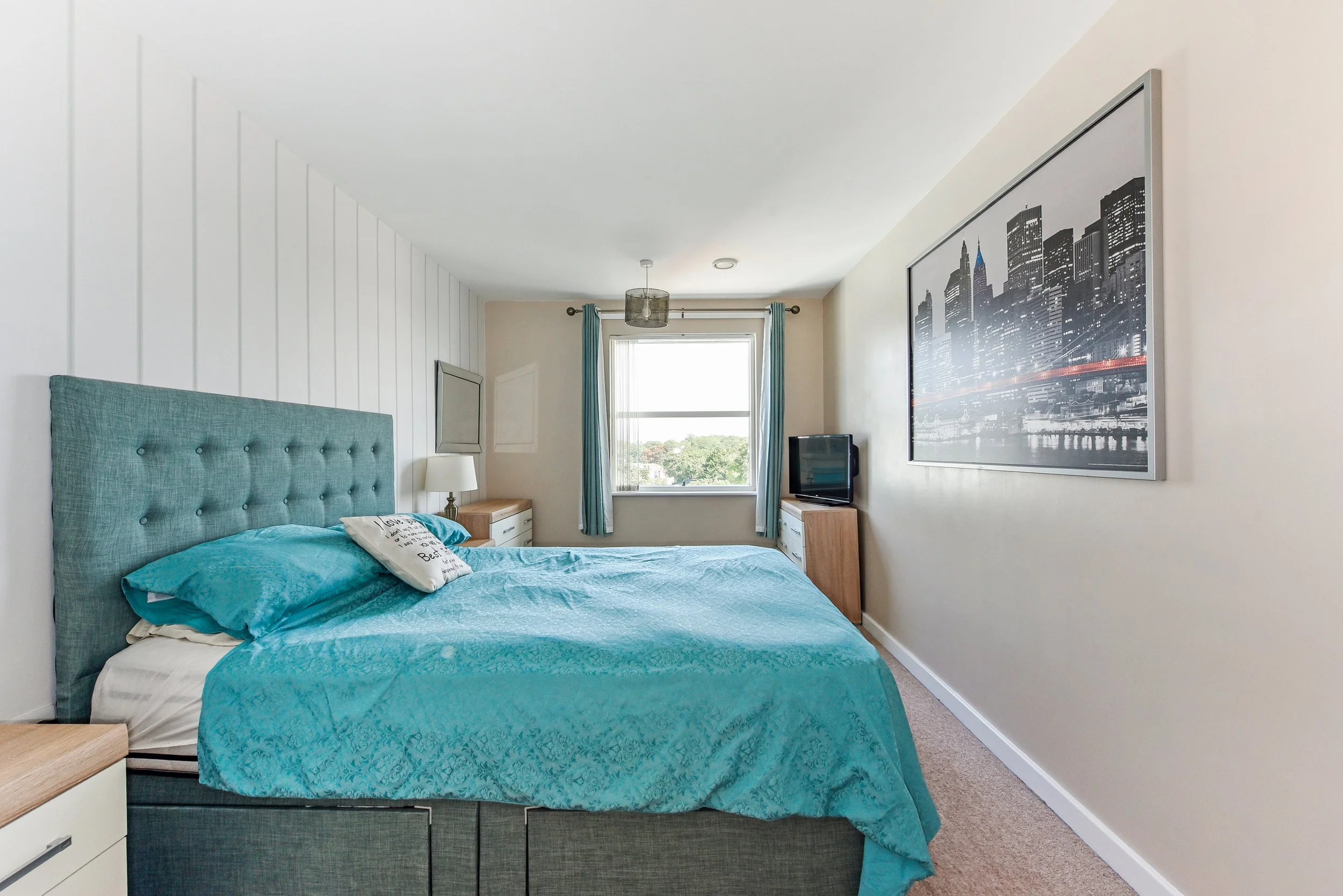 Bedroom 1 side.jpg