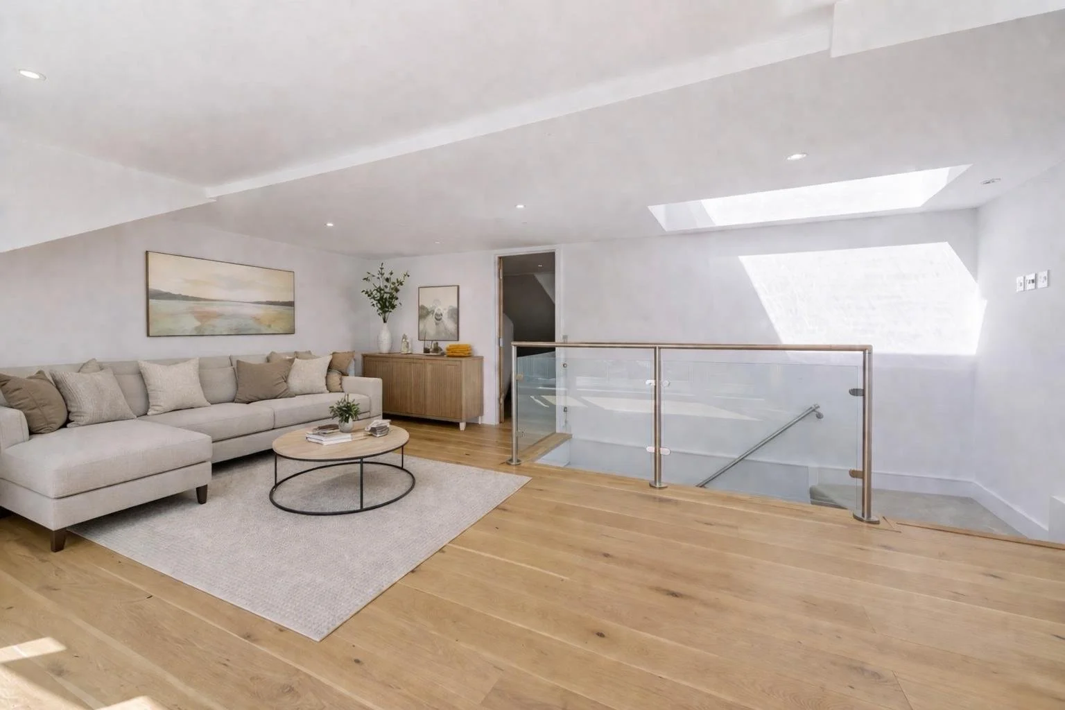 WhatsApp Image 2026-04-15 at 15.08.32.jpeg