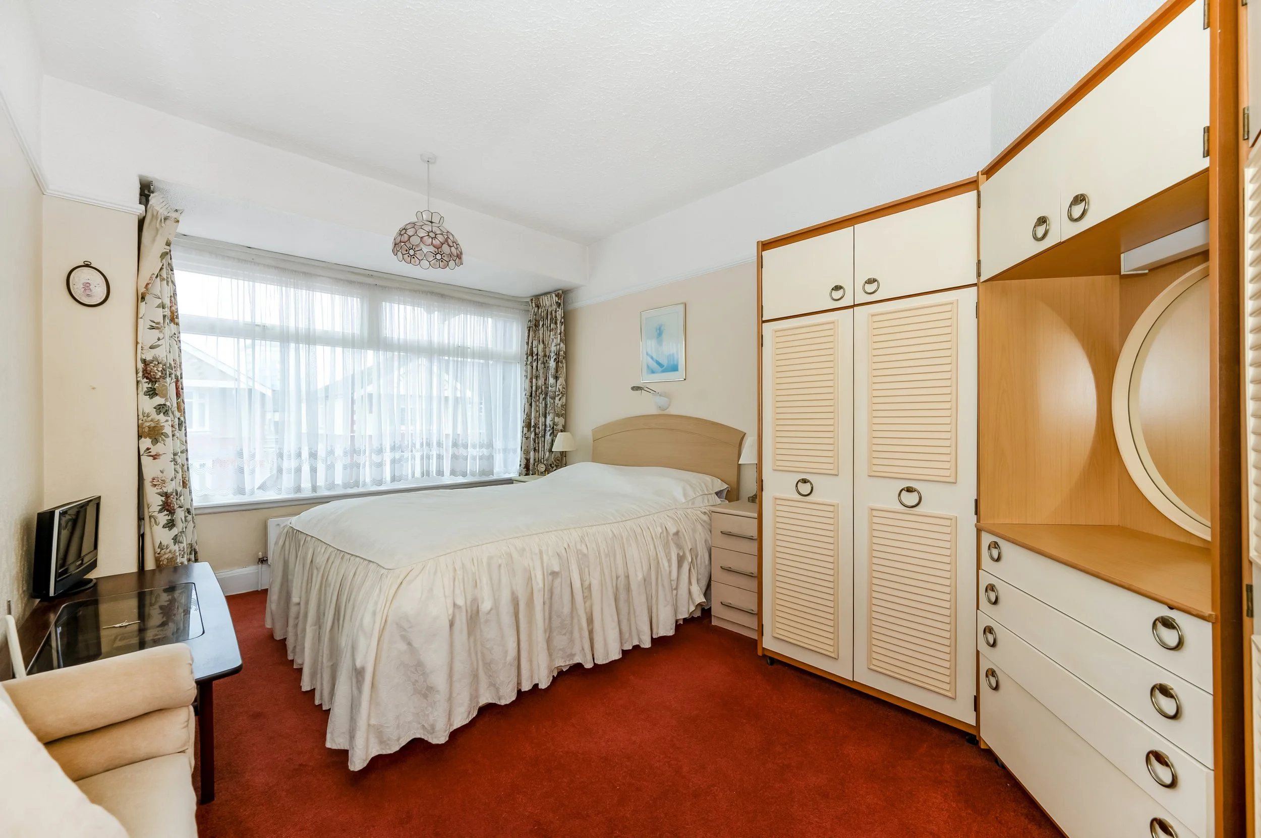 Bedroom One.jpg