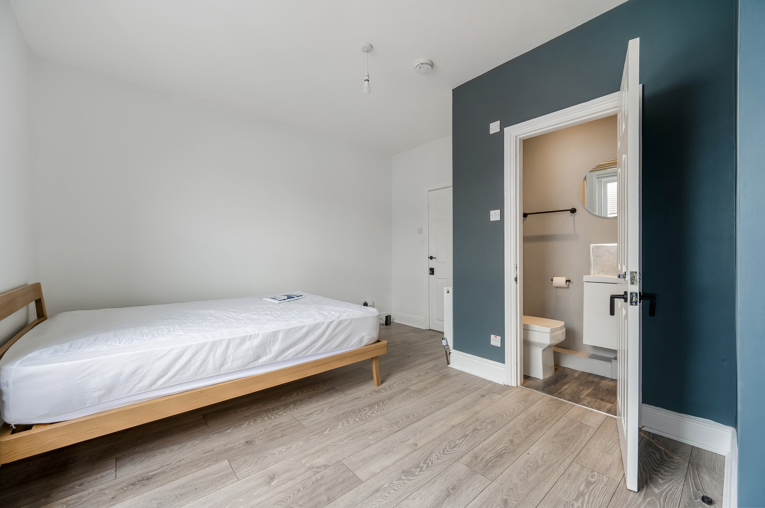 Bedroom with En-Suite.jpg