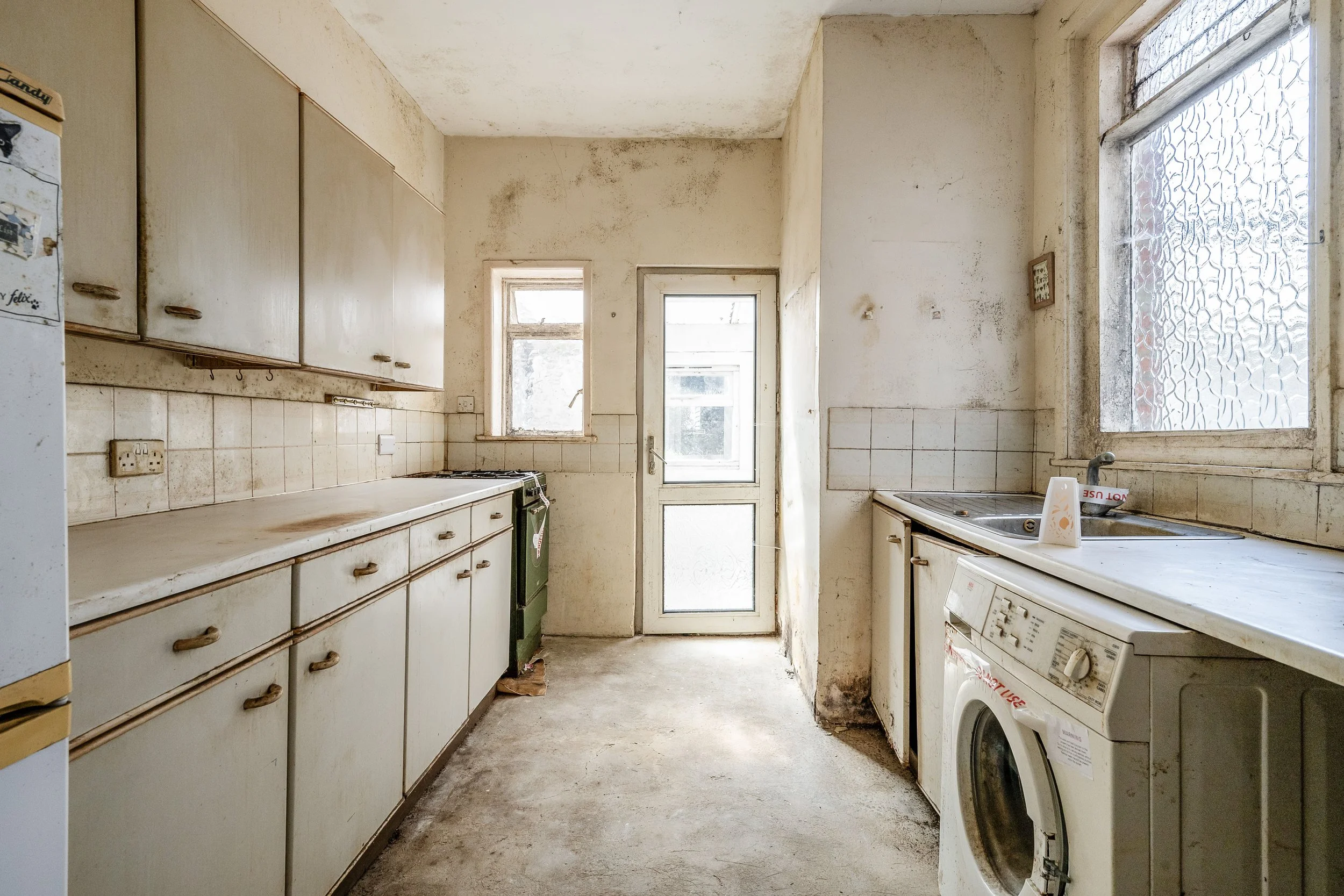 kitchen 3.jpg