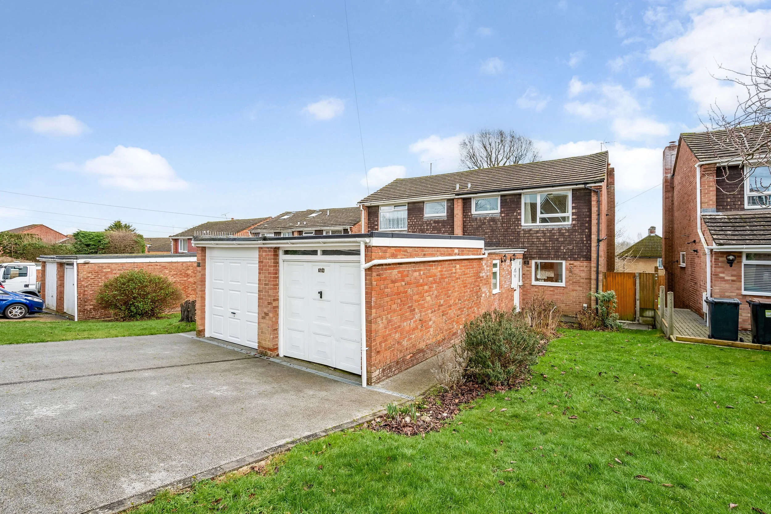 Front of house & garages.jpg