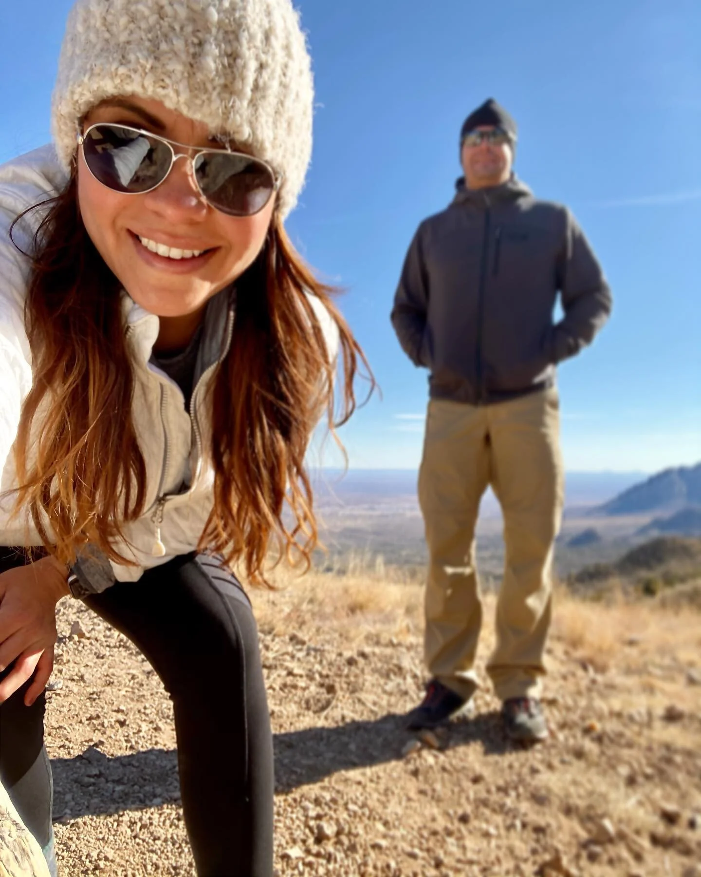 Have manageable hair even through any hike! 

This time of year our hair can have static and tangles. The longer your hair, the more likely one experiences such annoyances. 

◾️PRO TIP:

◽️Reminder to update your hair products based on the needs of t