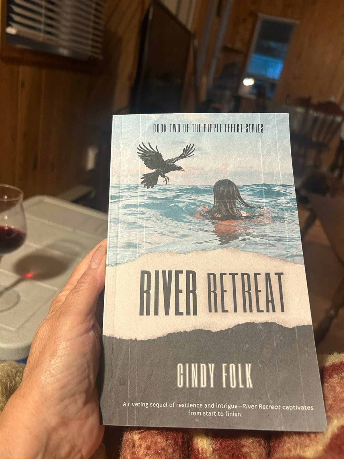 I hope everyone is enjoying their weekend. What&rsquo;s your favourite thing to do on the weekend? Getting out of town to the cabin and reading a book tops my list for sure.

Thanks for the photo Lynn! I hope you are having a nice weekend. @flurylynn