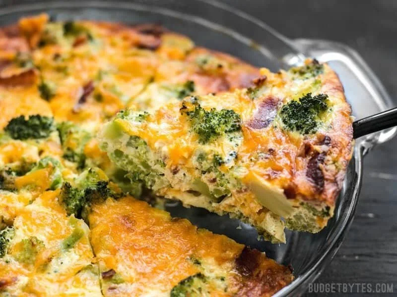 Bacon-Broccoli-Cheddar-Crustless-Quiche-slice.jpg