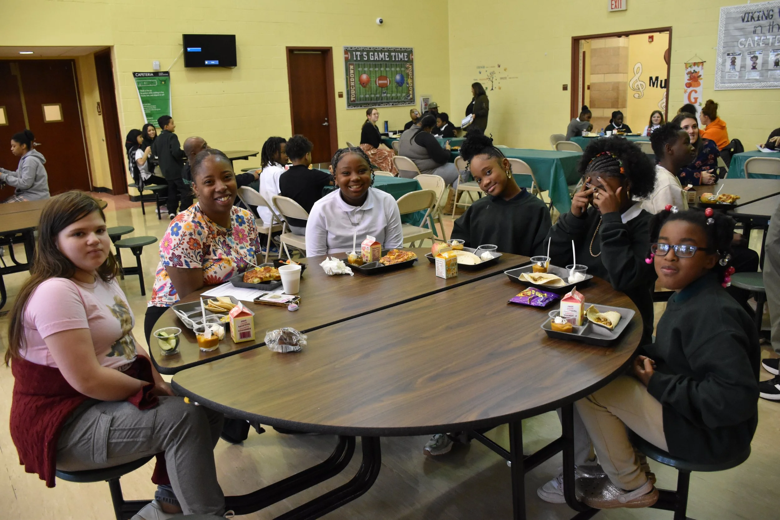 Sto-Rox Upper Elementary Celebrates Special Person Lunch