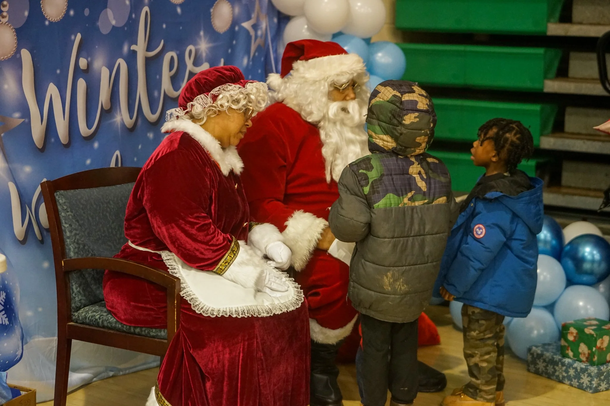sto holiday-01.jpg
