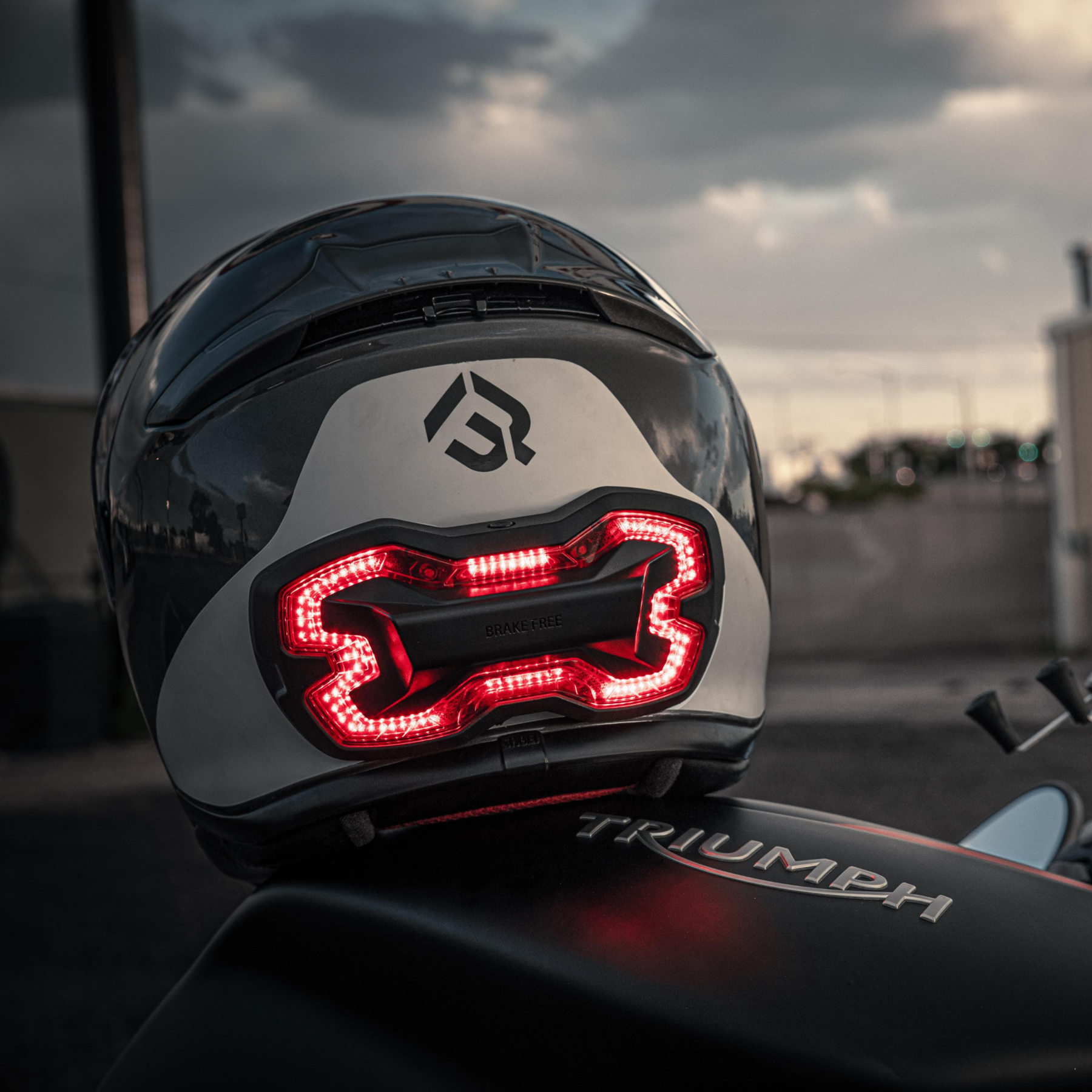 Night rider helmet light outlet