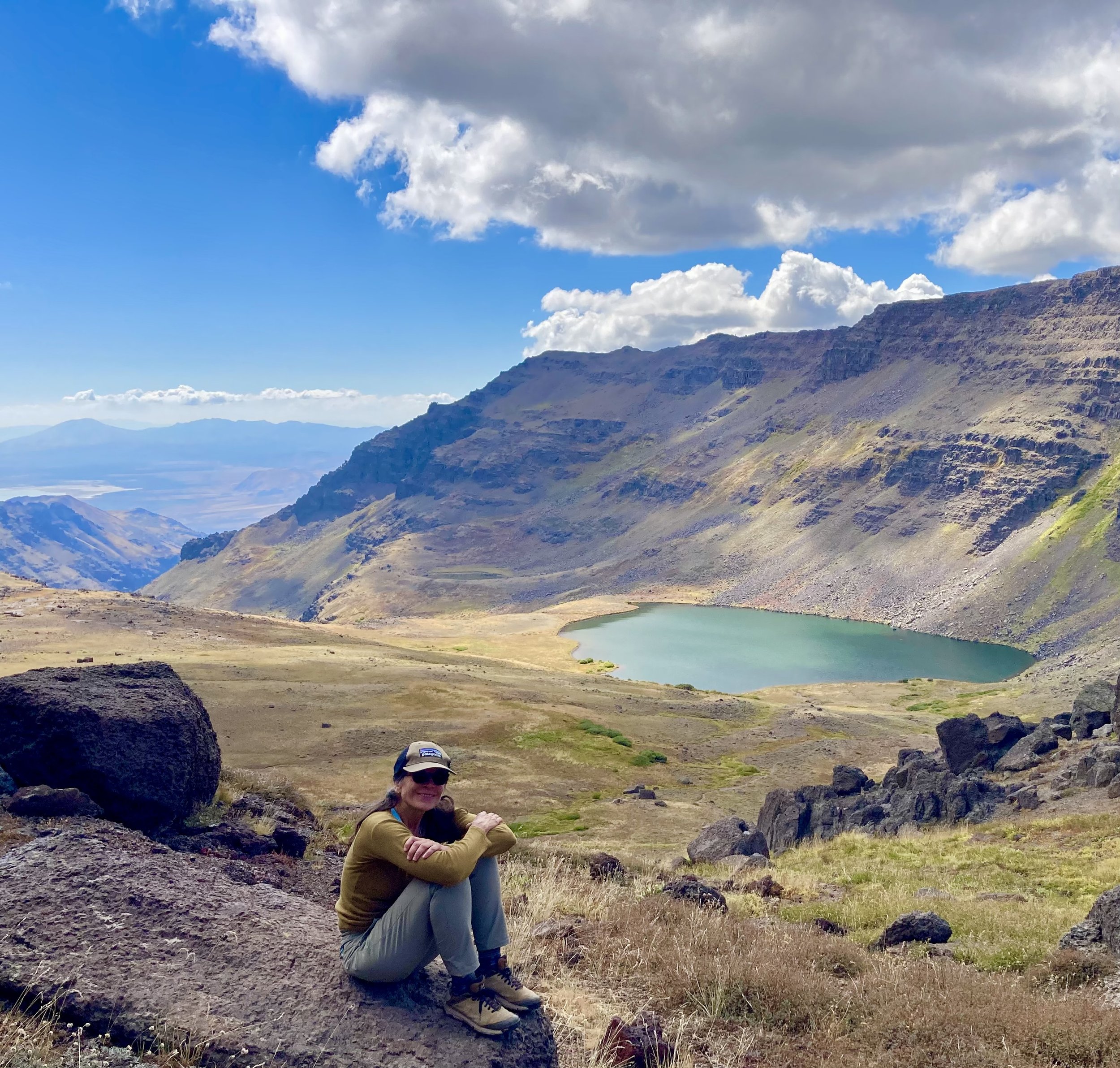 Wildhorse Lake trail on Steens Mountain starts at 9500' and descends to 8430'.