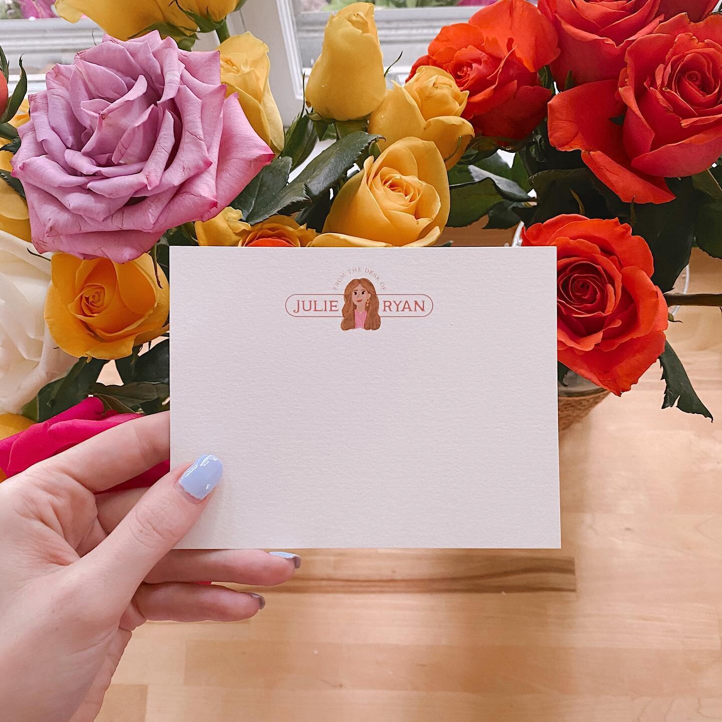 Hope everyone had a sweet Mother&rsquo;s Day yesterday 🌷 I made my mom these cute personalized cards &amp; envelopes &amp; I just love how they turned out! 🥰 I just might need to make some for myself 😆
&bull;
&bull;
#personalizedcards #personalize